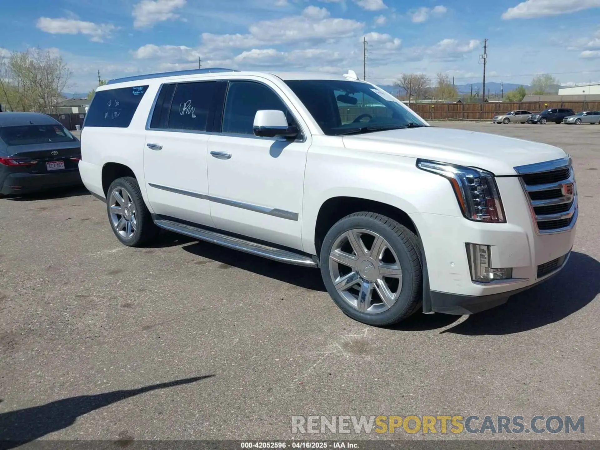 1 fotografías del automóvil dañado 1GYS4JKJ8LR277613 CADILLAC ESCALADE ESV 2020