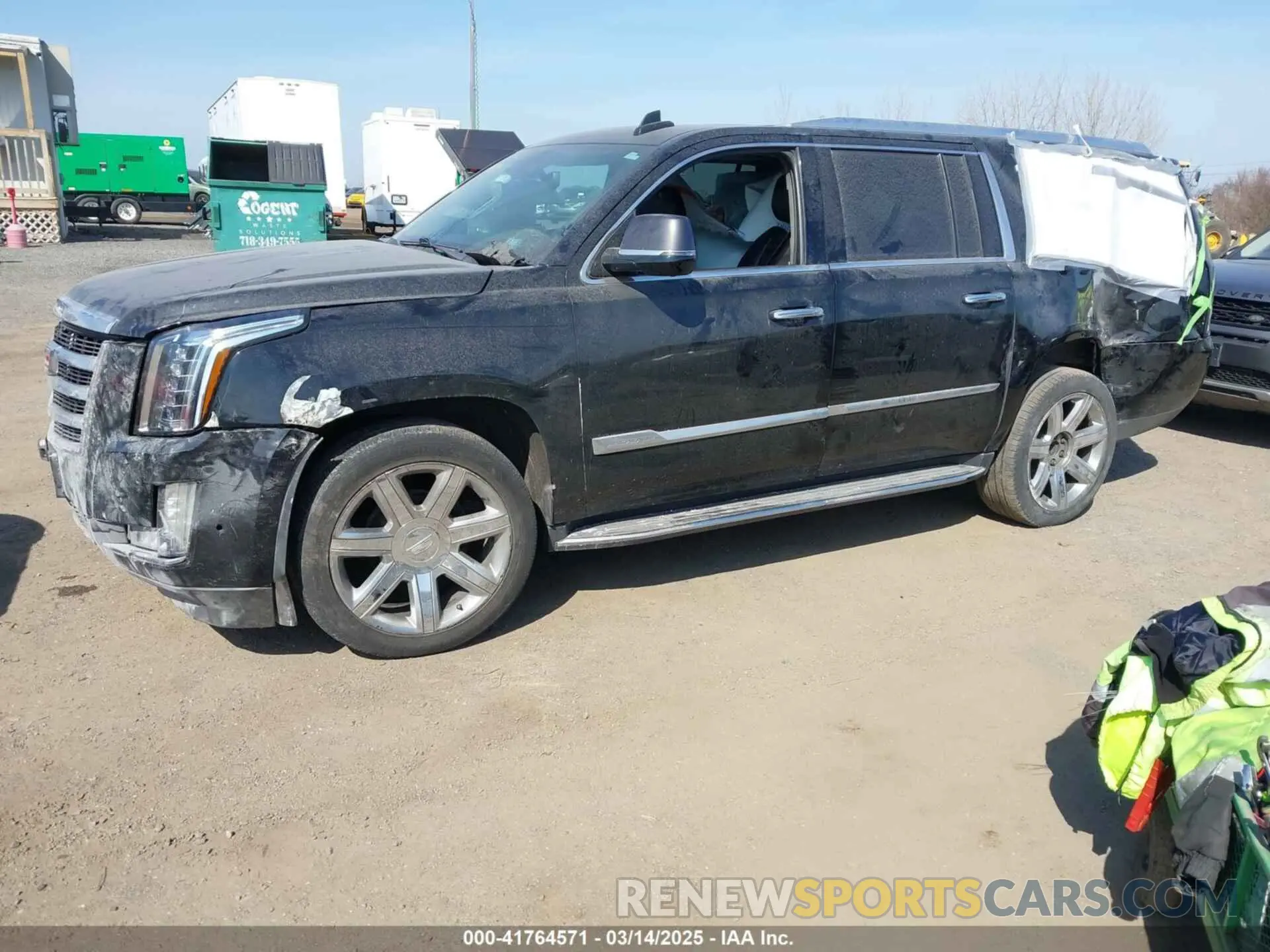 2 fotografías del automóvil dañado 1GYS4JKJXLR271943 CADILLAC ESCALADE ESV 2020