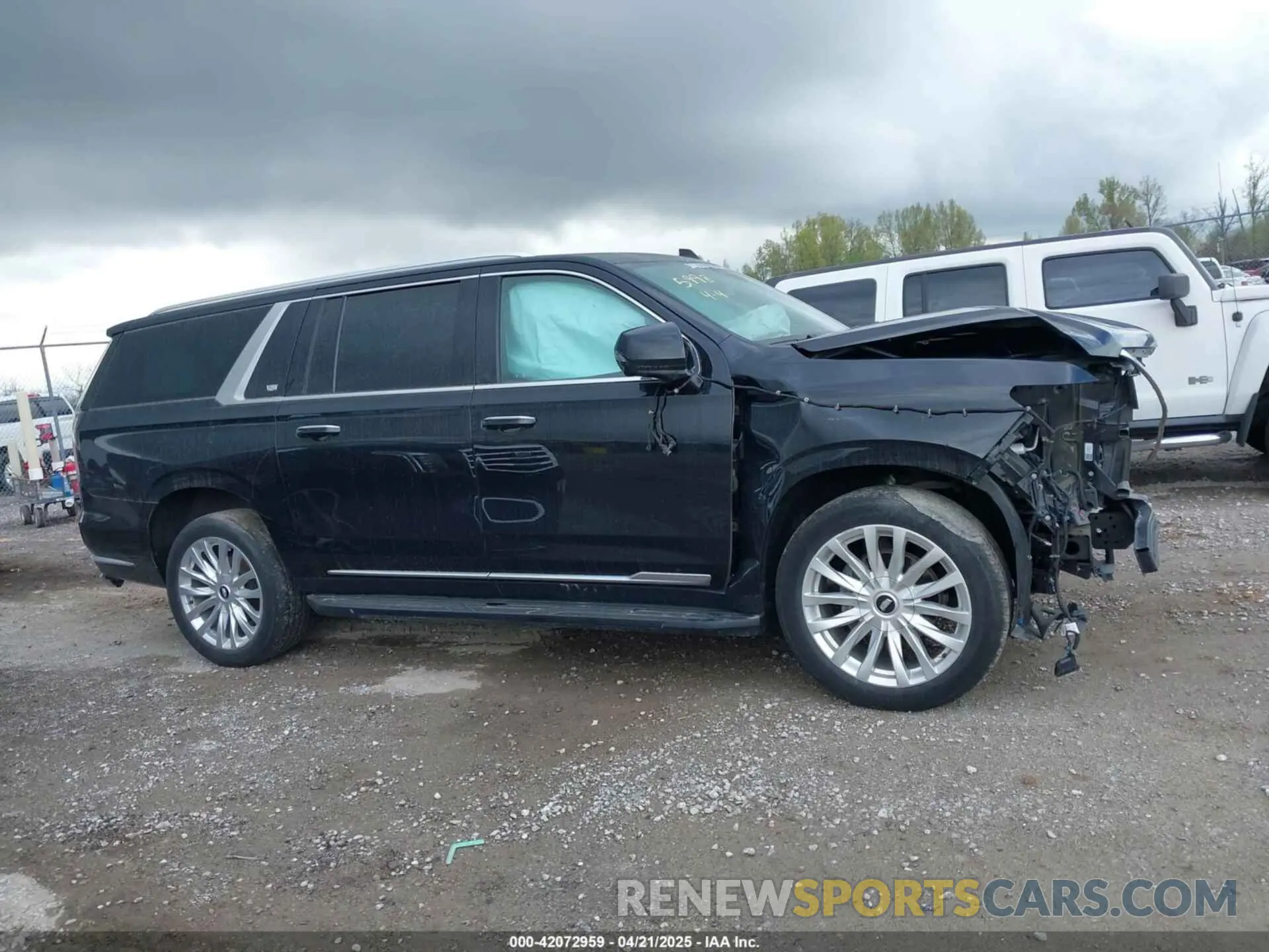 14 fotografías del automóvil dañado 1GYS4JKL2MR355998 CADILLAC ESCALADE ESV 2021