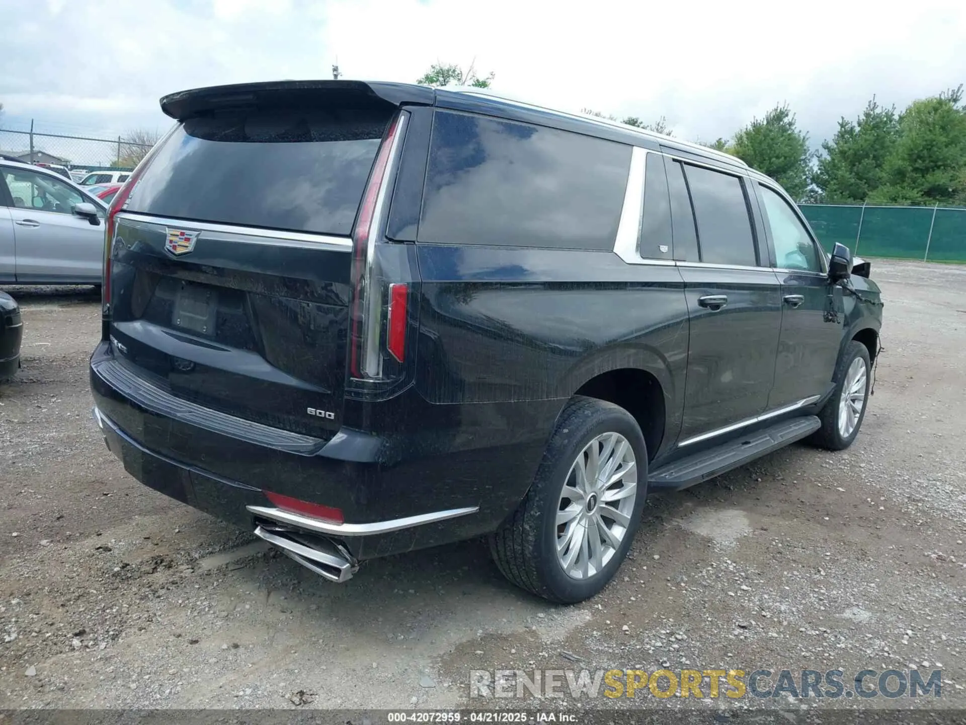 4 fotografías del automóvil dañado 1GYS4JKL2MR355998 CADILLAC ESCALADE ESV 2021