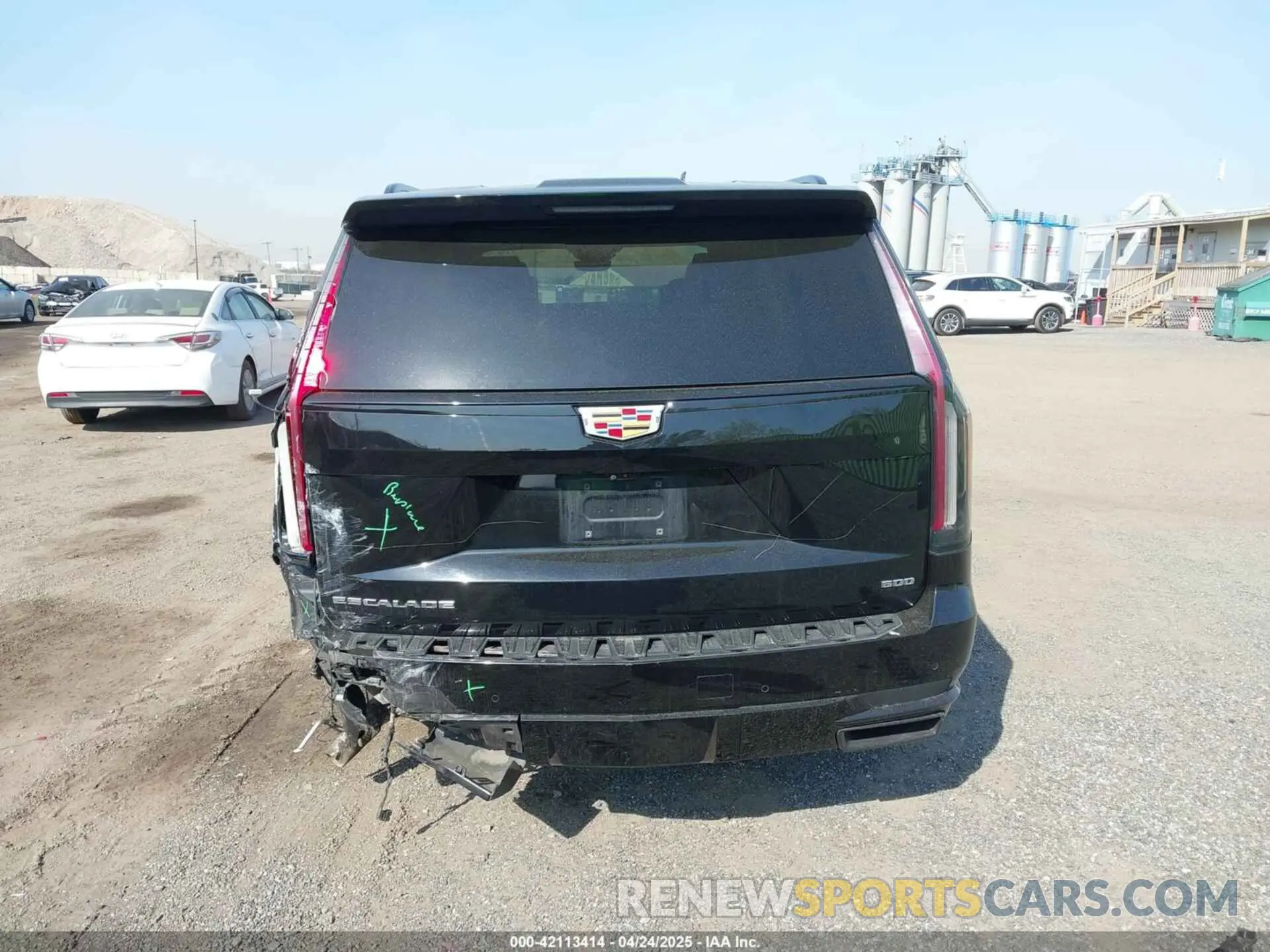 16 fotografías del automóvil dañado 1GYS4PKL2MR228185 CADILLAC ESCALADE ESV 2021