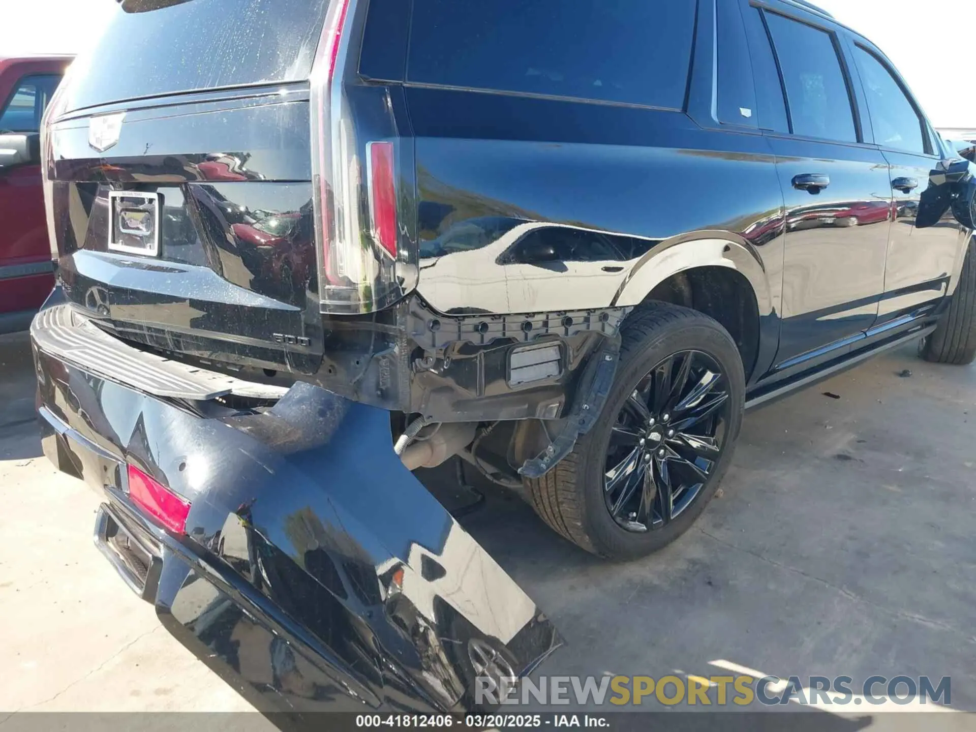 19 fotografías del automóvil dañado 1GYS4PKL3MR341773 CADILLAC ESCALADE ESV 2021