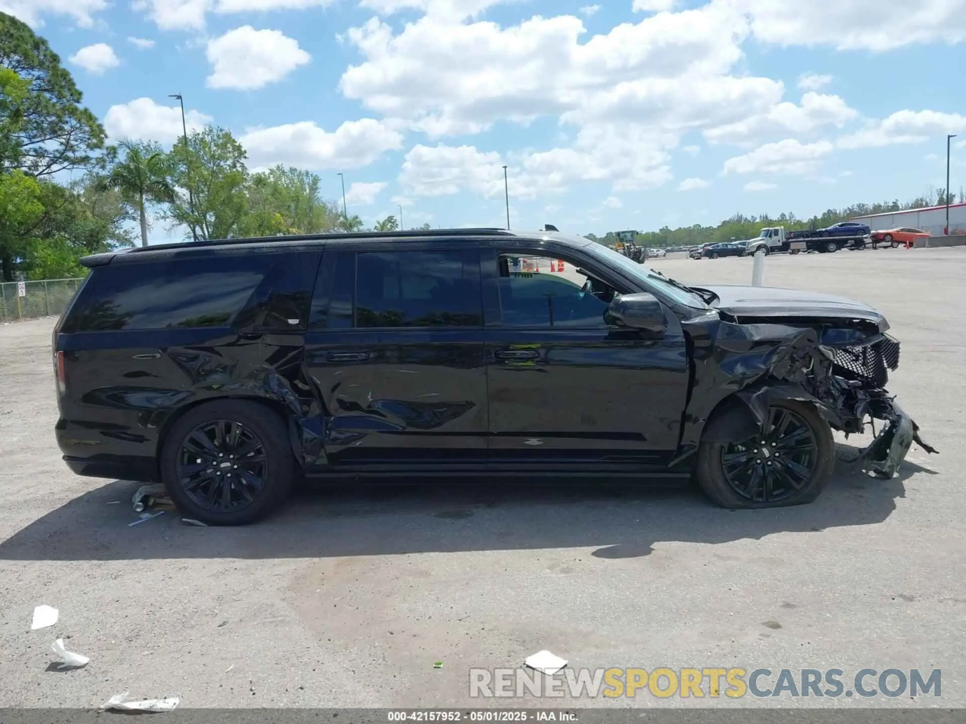 12 fotografías del automóvil dañado 1GYS4PKLXMR275092 CADILLAC ESCALADE ESV 2021
