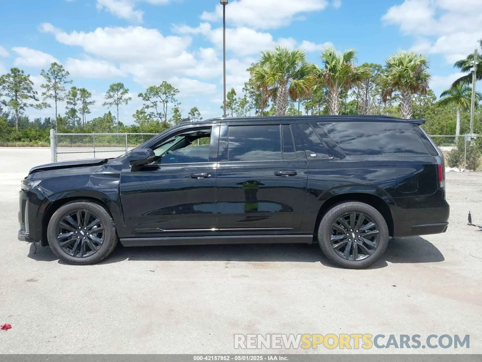 13 fotografías del automóvil dañado 1GYS4PKLXMR275092 CADILLAC ESCALADE ESV 2021