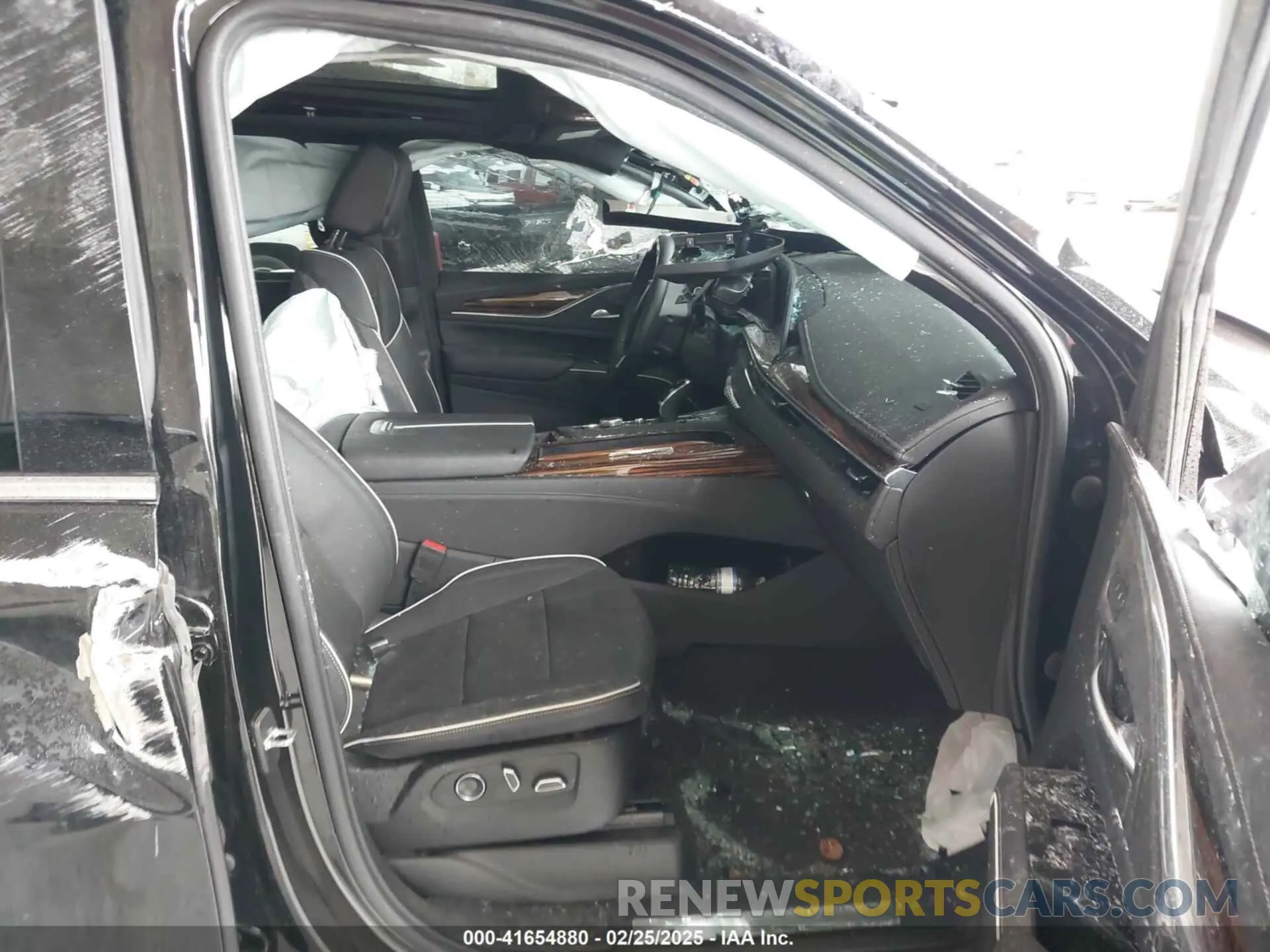 5 fotografías del automóvil dañado 1GYS3KKL9PR480249 CADILLAC ESCALADE ESV 2023