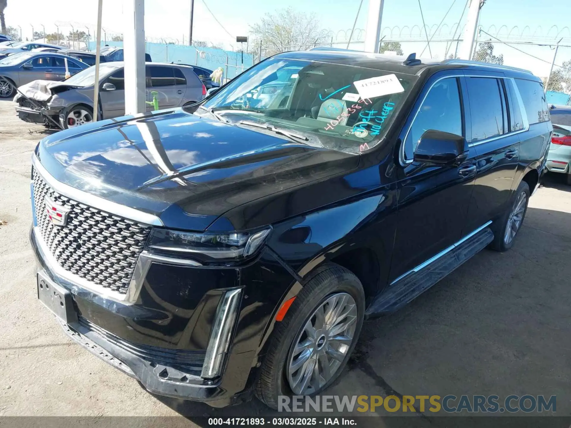 2 fotografías del automóvil dañado 1GYS3KKLXPR251711 CADILLAC ESCALADE ESV 2023