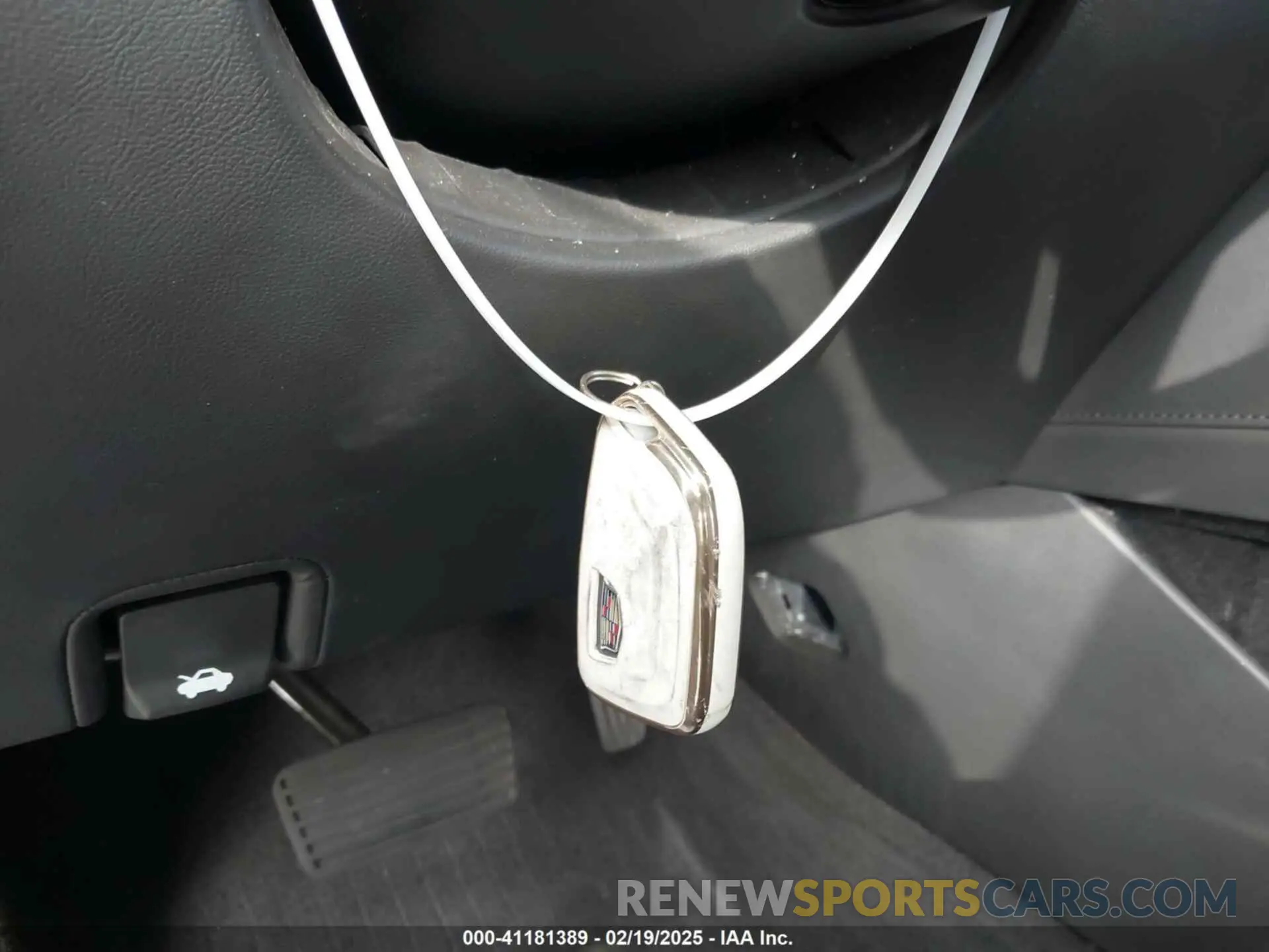 11 fotografías del automóvil dañado 1GYS4KKL8PR518437 CADILLAC ESCALADE ESV 2023