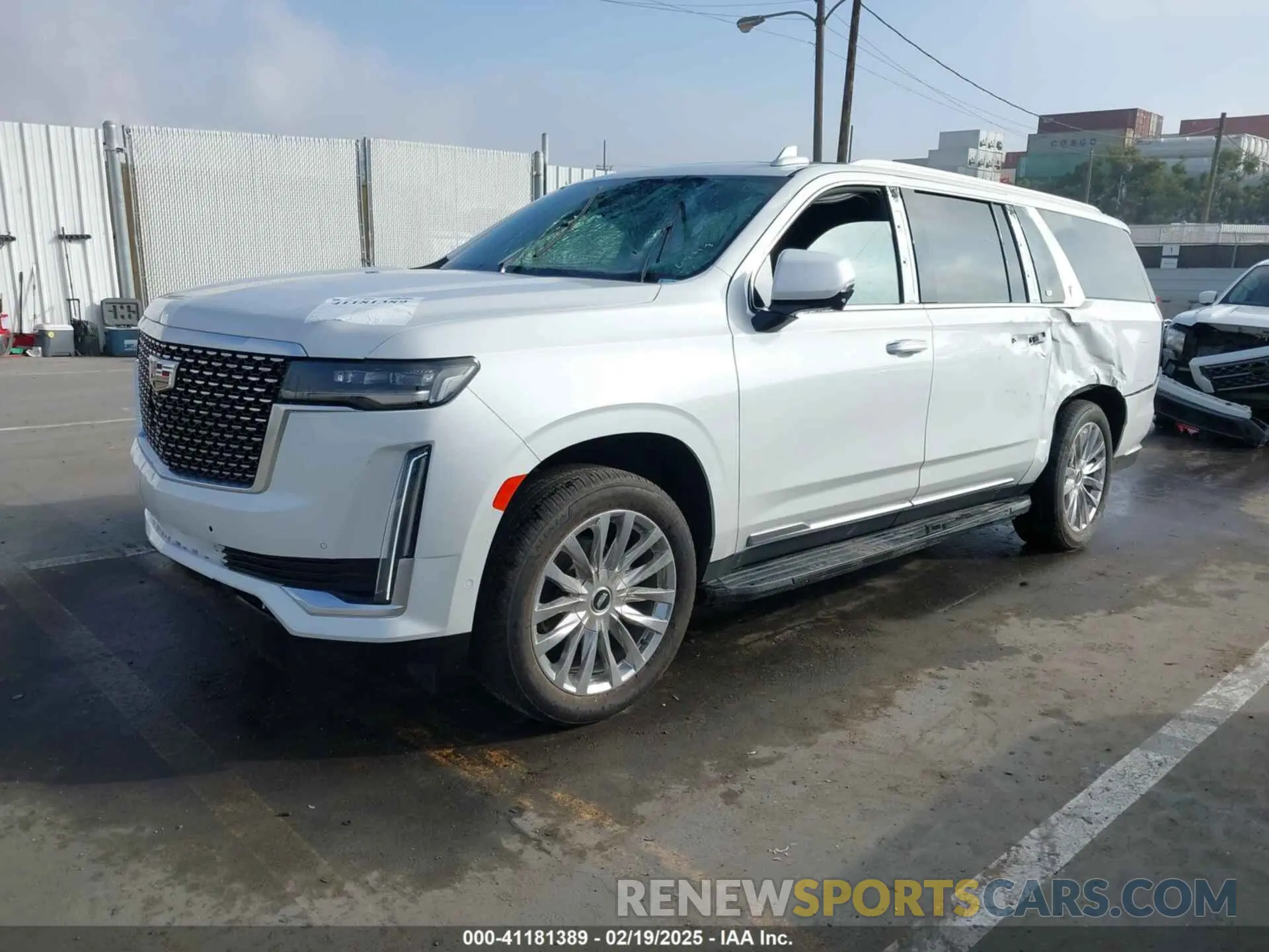 2 fotografías del automóvil dañado 1GYS4KKL8PR518437 CADILLAC ESCALADE ESV 2023