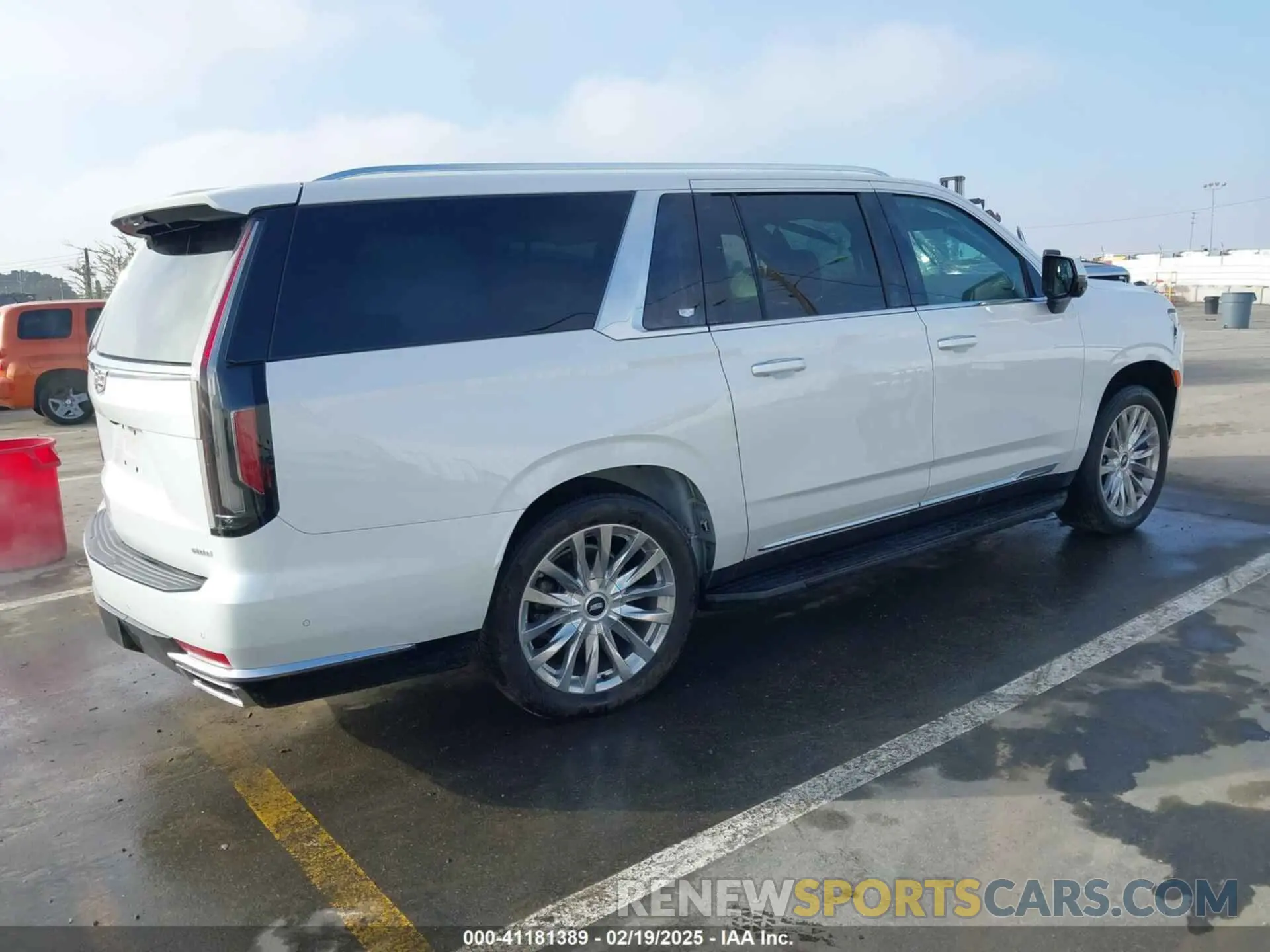 4 fotografías del automóvil dañado 1GYS4KKL8PR518437 CADILLAC ESCALADE ESV 2023