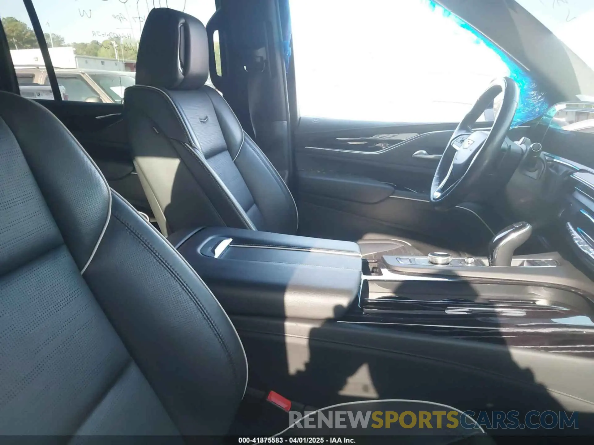 5 fotografías del automóvil dañado 1GYS4NKL4PR326031 CADILLAC ESCALADE ESV 2023