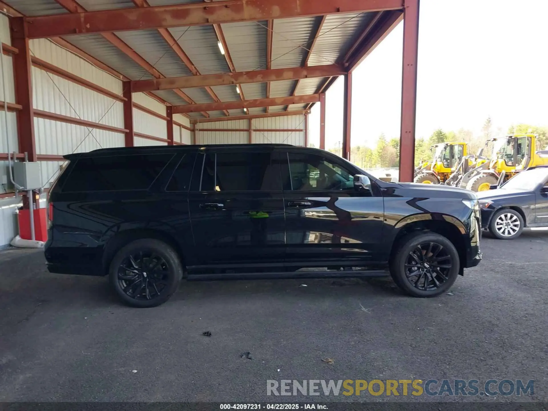 13 fotografías del automóvil dañado 1GYS4RKL8PR219829 CADILLAC ESCALADE ESV 2023