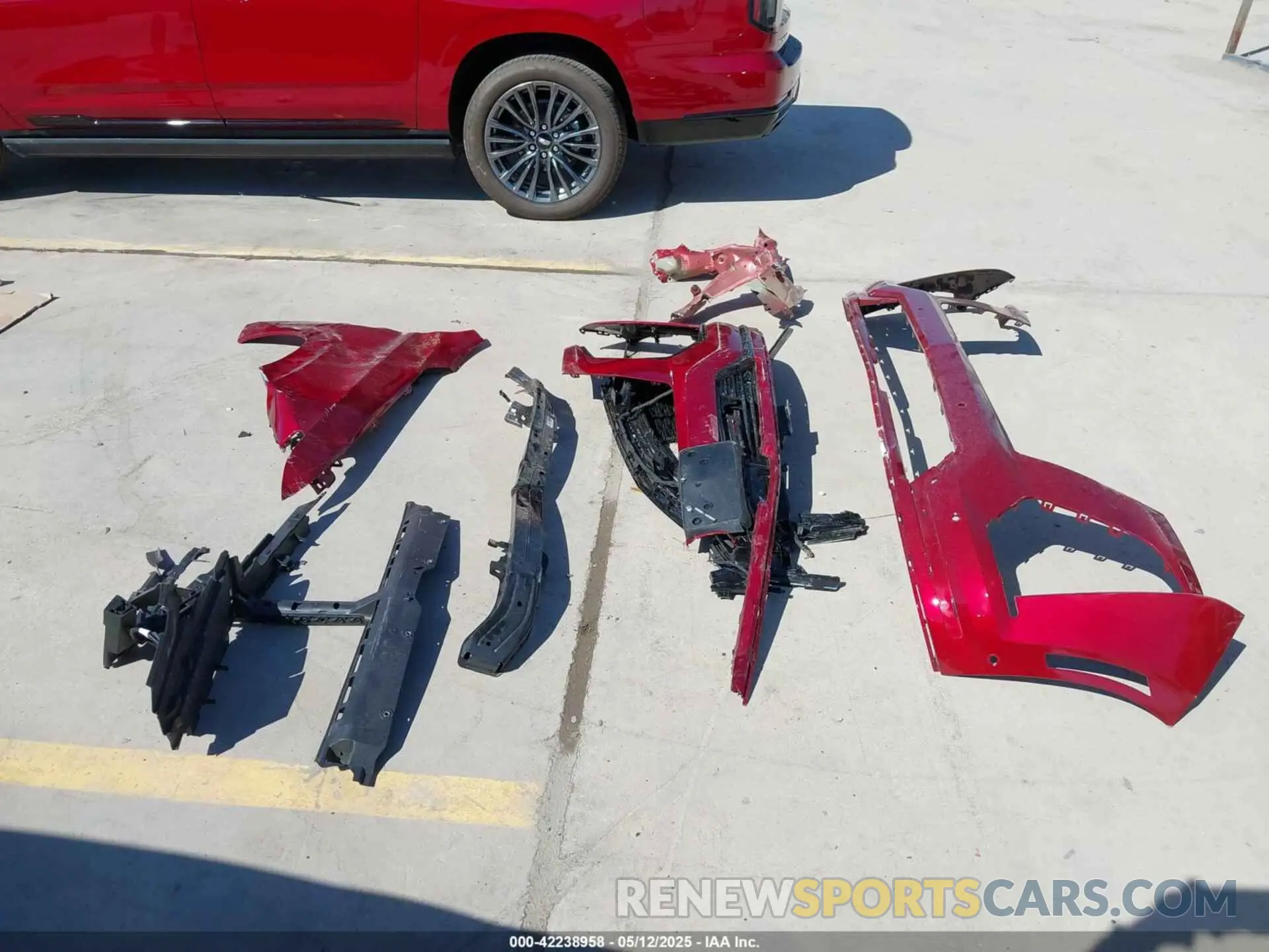 12 fotografías del automóvil dañado 1GYS8RRL3SR105112 CADILLAC ESCALADE ESV 2025