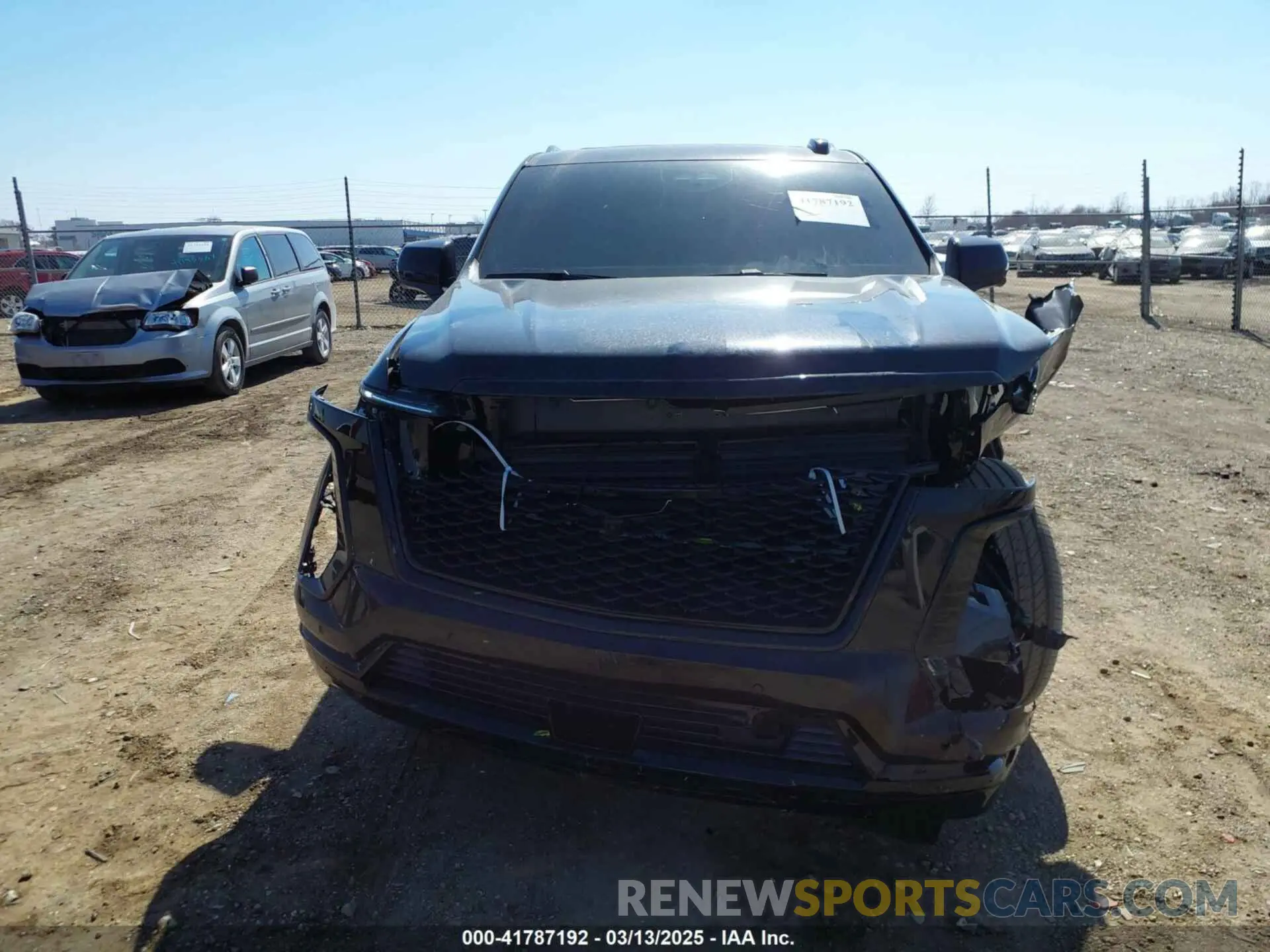 12 fotografías del automóvil dañado 1GYS9NRL7SR164542 CADILLAC ESCALADE ESV 2025