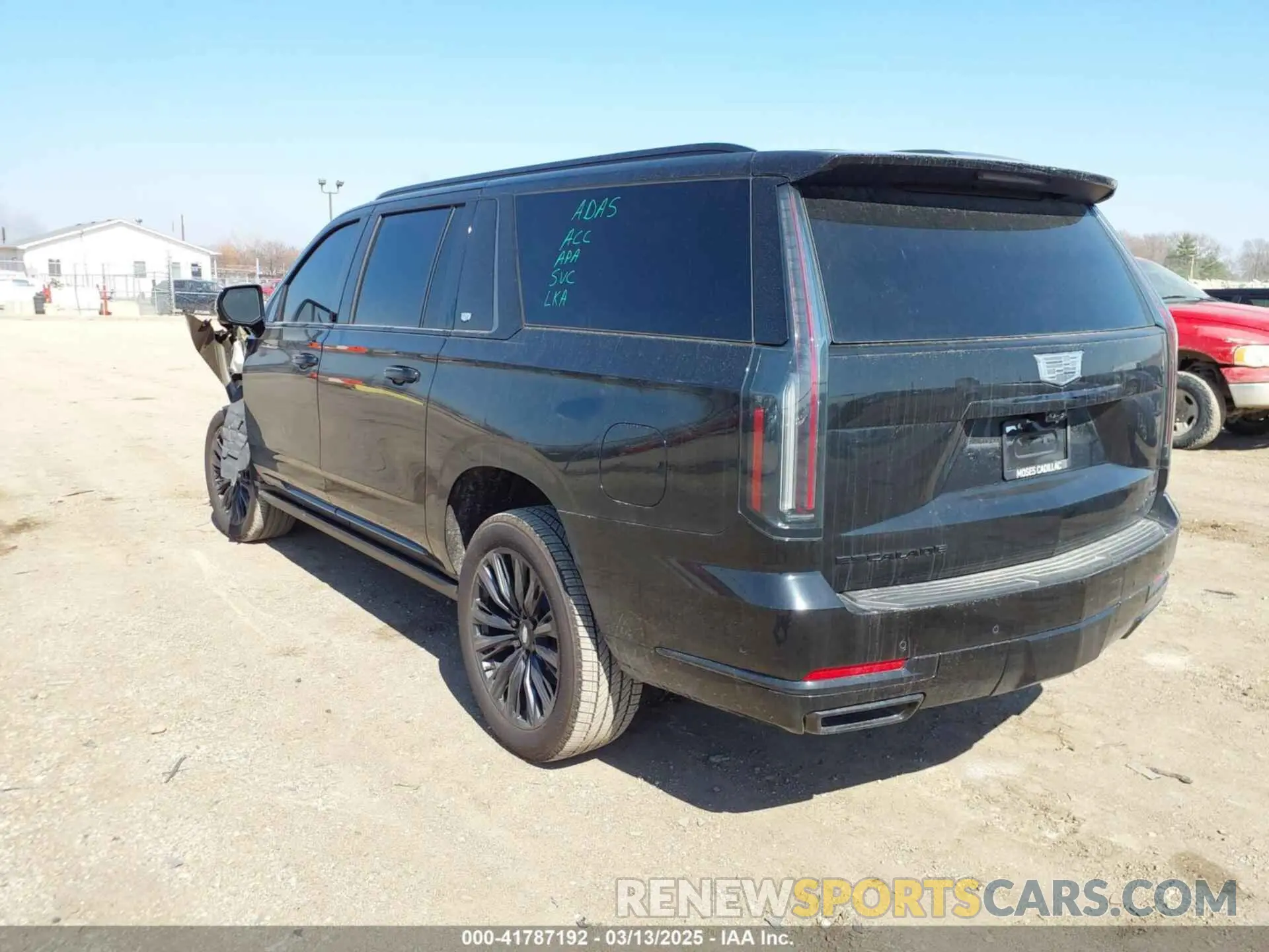 3 fotografías del automóvil dañado 1GYS9NRL7SR164542 CADILLAC ESCALADE ESV 2025