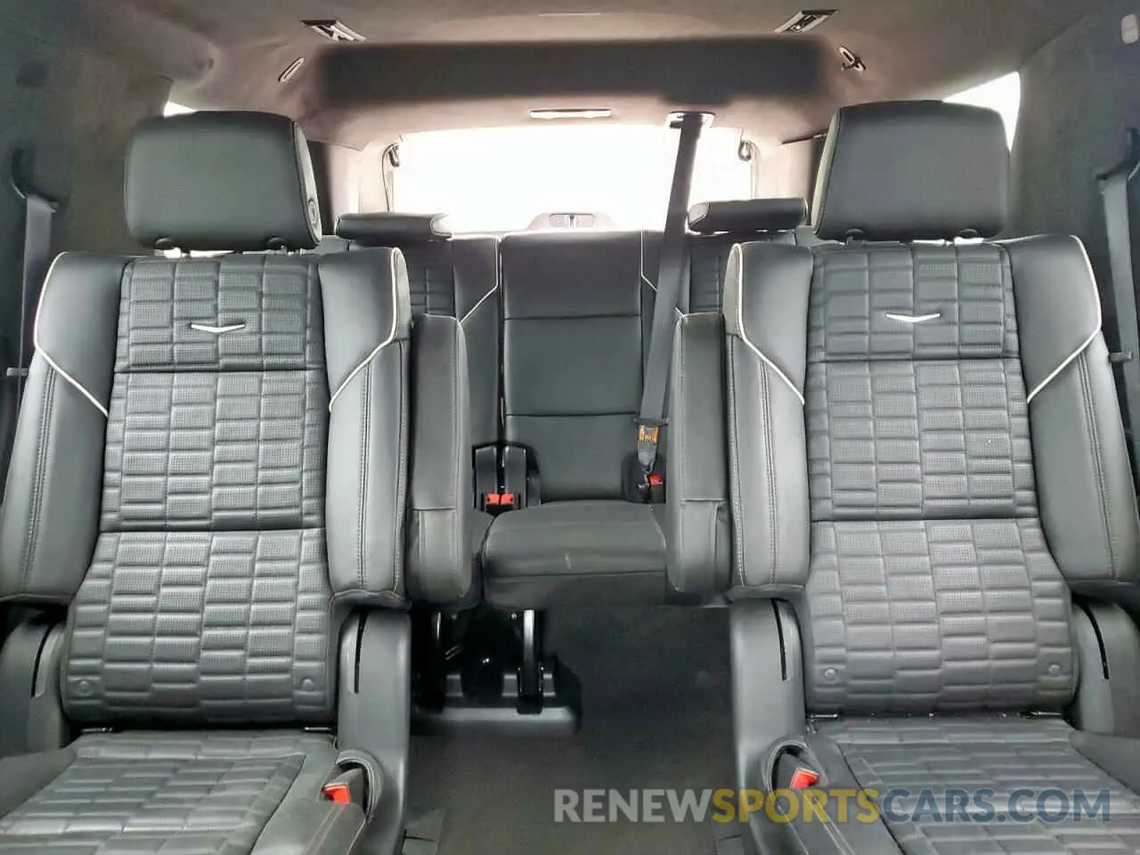 10 fotografías del automóvil dañado 1GYS4HK93RR139940 CADILLAC ESCALADE V 2024