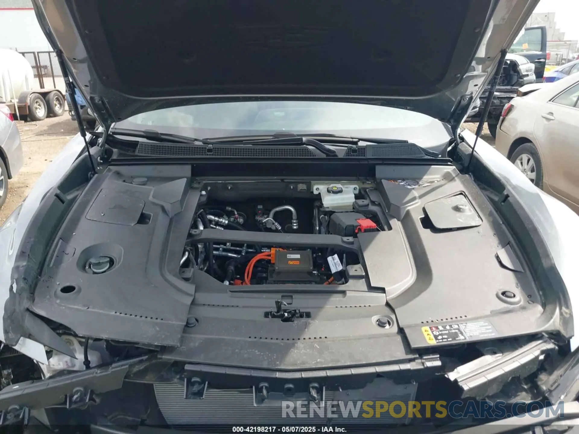10 fotografías del automóvil dañado 1GYKPMRK4RZ129930 CADILLAC LYRIQ 2024