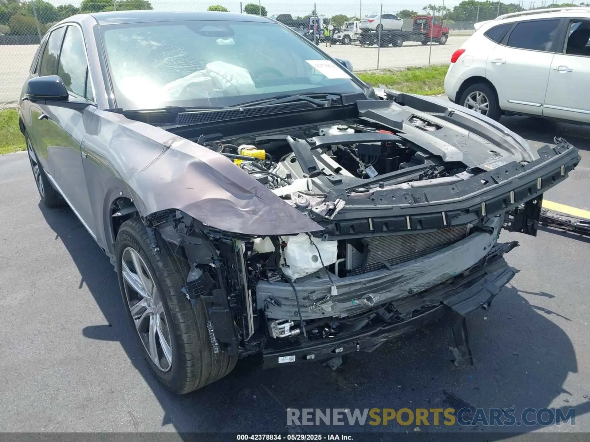 6 fotografías del automóvil dañado 1GYKPMRK7RZ140355 CADILLAC LYRIQ 2024