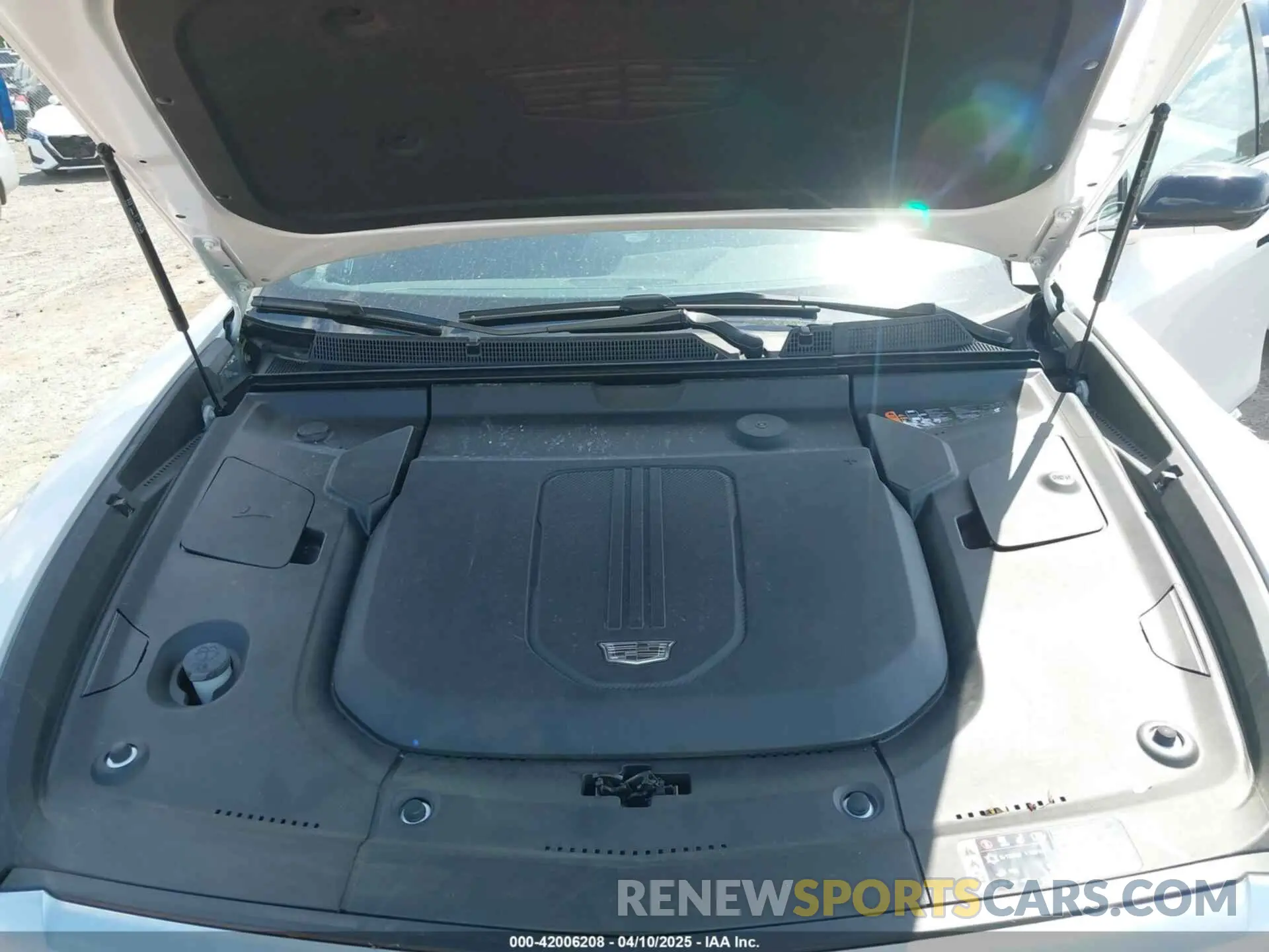10 fotografías del automóvil dañado 1GYKPMRK9RZ103470 CADILLAC LYRIQ 2024