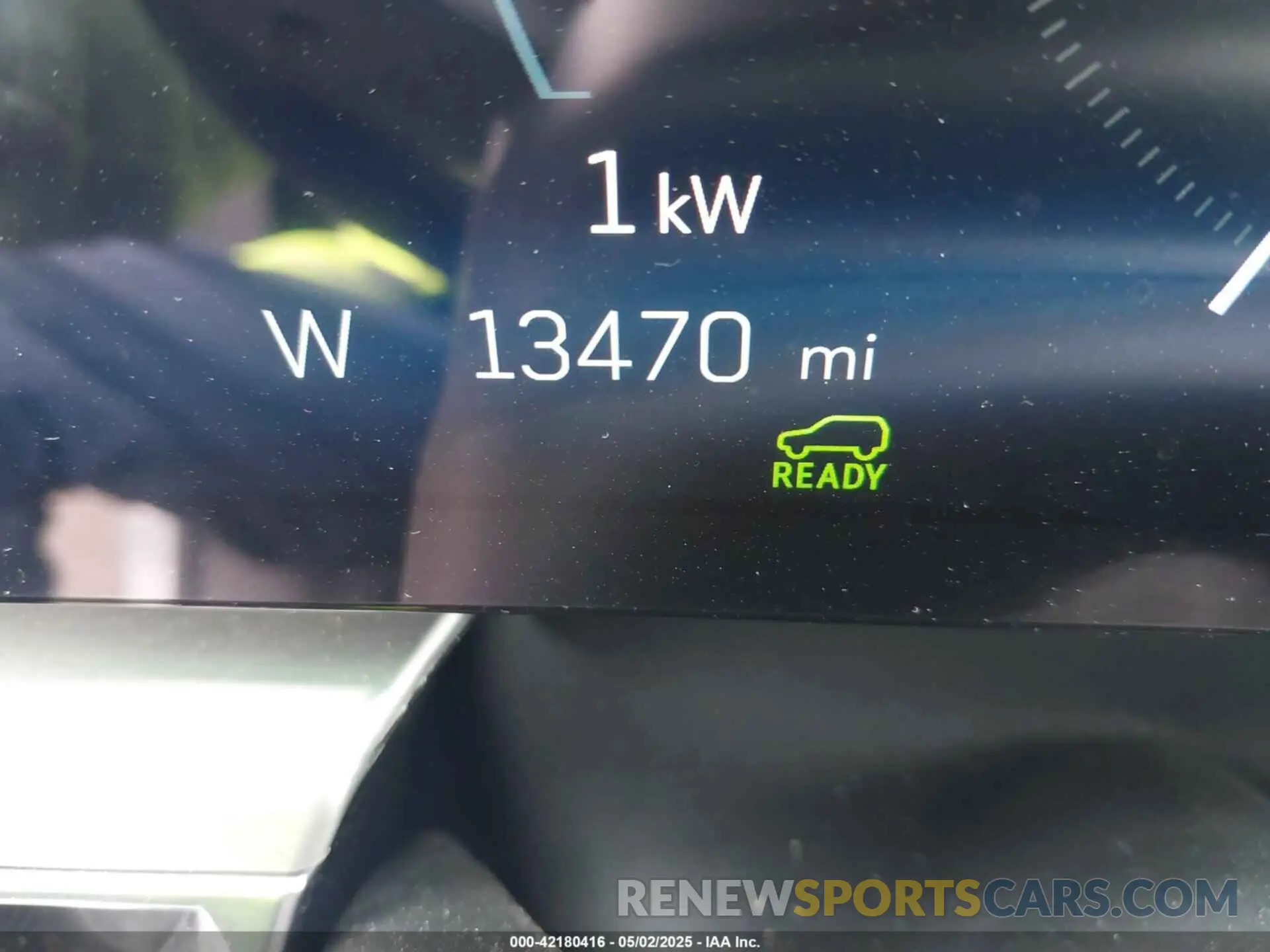 16 fotografías del automóvil dañado 1GYKPPRK1RZ109216 CADILLAC LYRIQ 2024