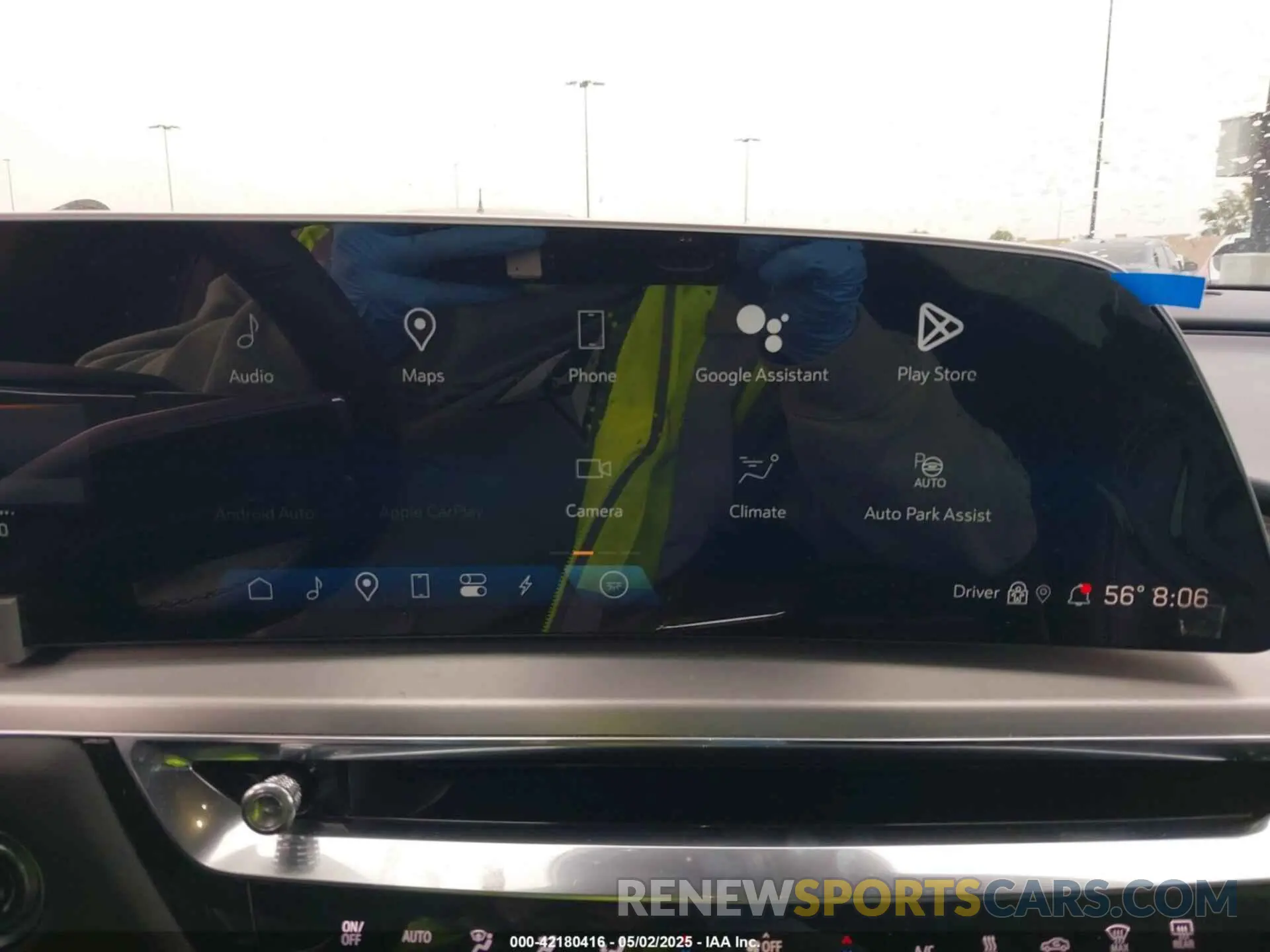 19 fotografías del automóvil dañado 1GYKPPRK1RZ109216 CADILLAC LYRIQ 2024