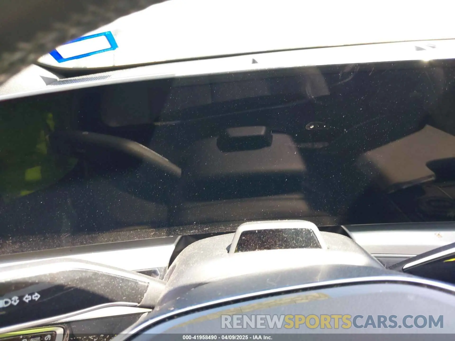 7 fotografías del automóvil dañado 1GYKPRRK7RZ122838 CADILLAC LYRIQ 2024
