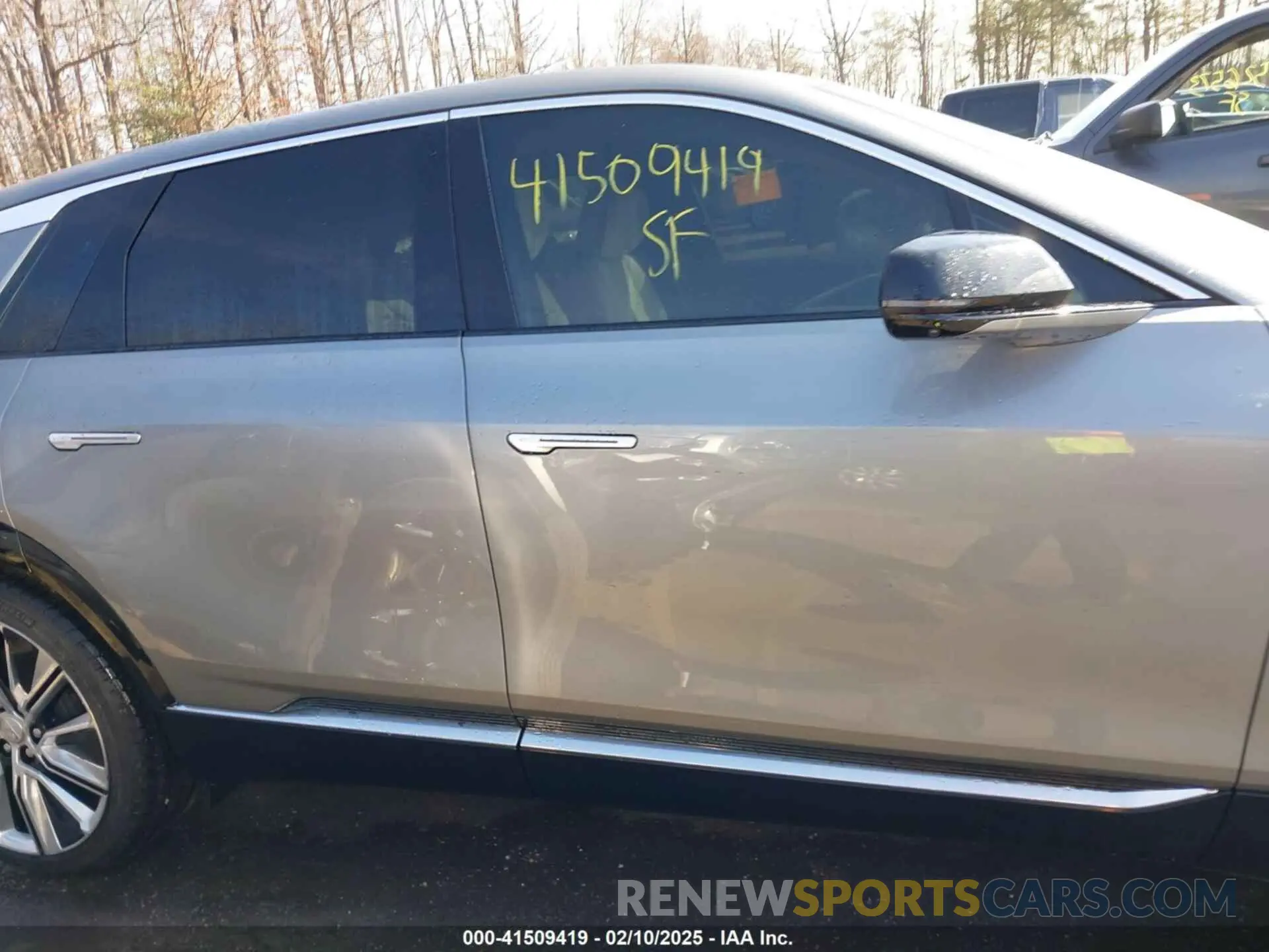 13 fotografías del automóvil dañado 1GYKPSRL3RZ107978 CADILLAC LYRIQ 2024