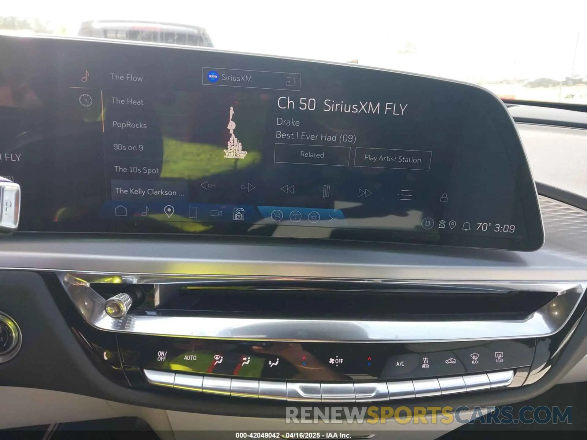 18 fotografías del automóvil dañado 1GYKPSRL9RZ141942 CADILLAC LYRIQ 2024