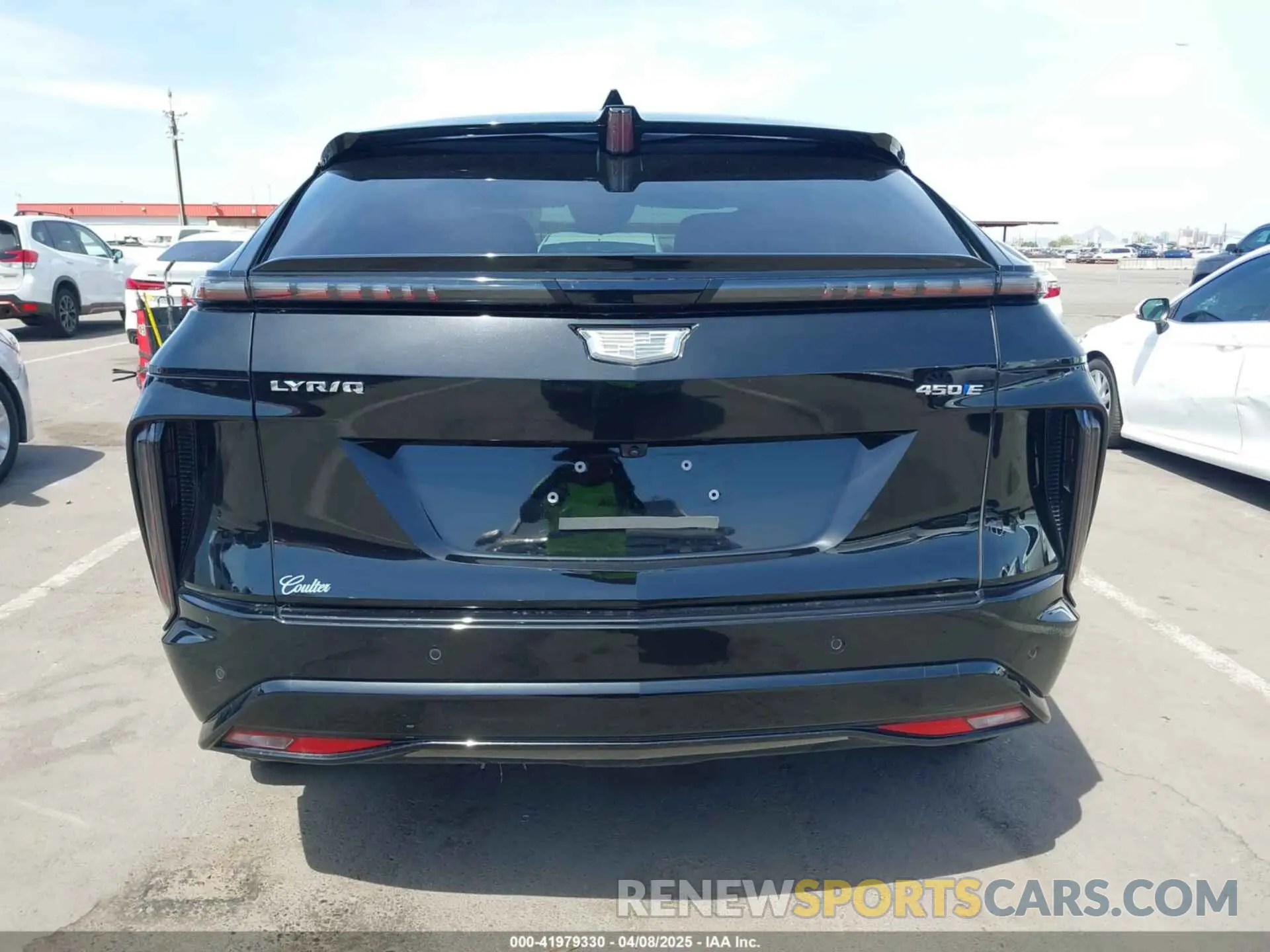 16 fotografías del automóvil dañado 1GYKPVRK6RZ131099 CADILLAC LYRIQ 2024