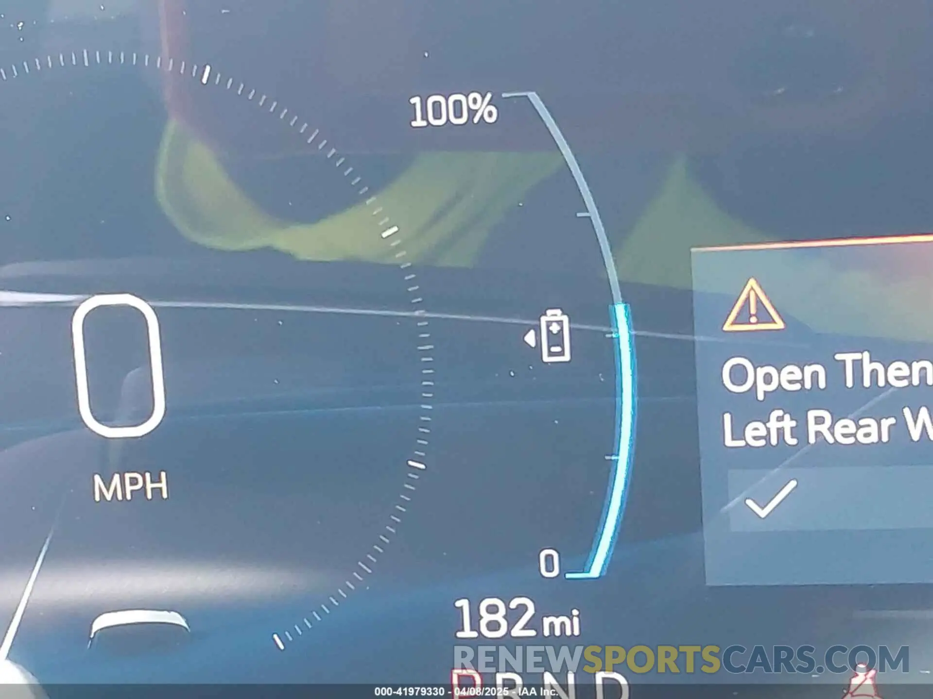 17 fotografías del automóvil dañado 1GYKPVRK6RZ131099 CADILLAC LYRIQ 2024