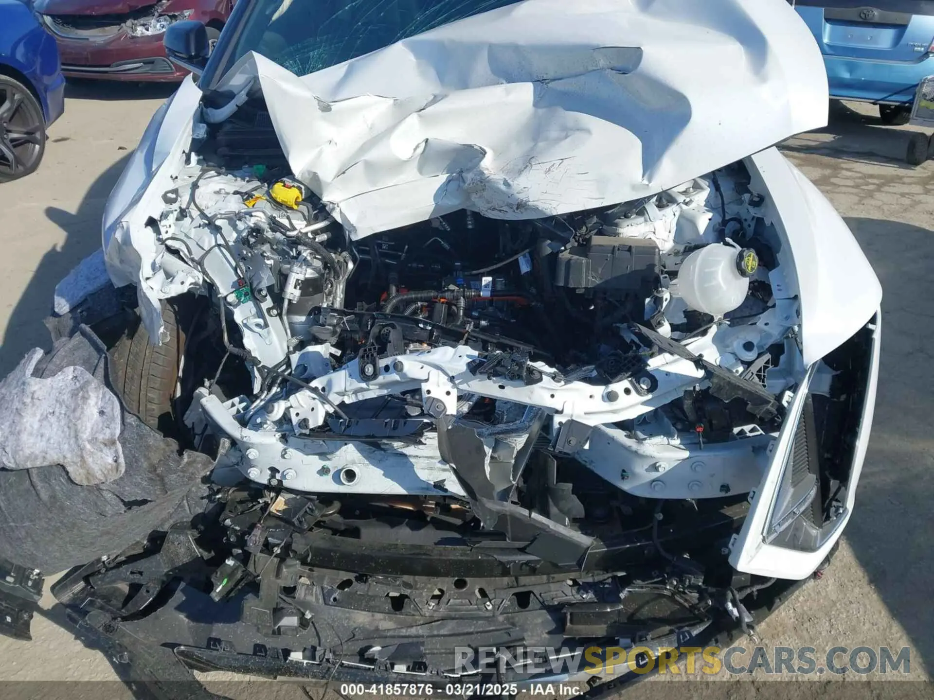 6 fotografías del automóvil dañado 1GYKPNRK4SZ301045 CADILLAC LYRIQ 2025