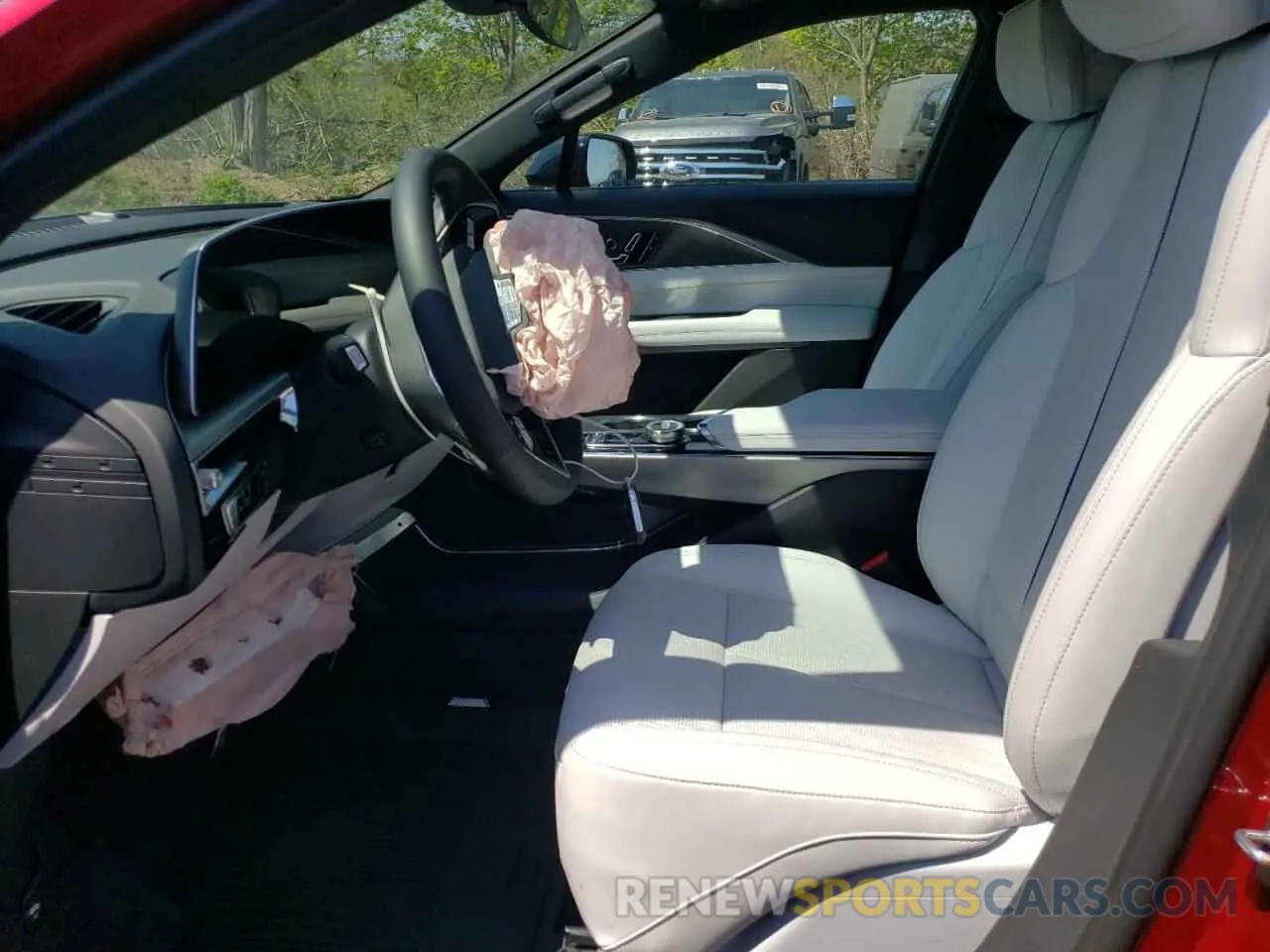 7 fotografías del automóvil dañado 1GYKPPRK0RZ111085 CADILLAC LYRIQ LUXU 2024