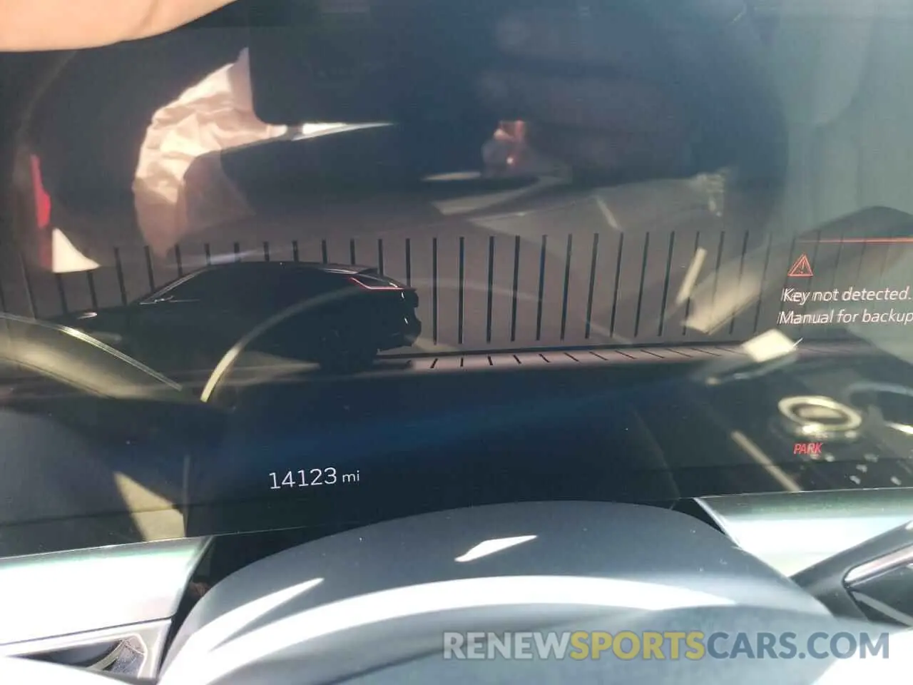 9 fotografías del automóvil dañado 1GYKPPRK0RZ111085 CADILLAC LYRIQ LUXU 2024