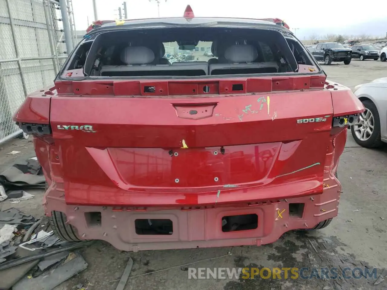 6 fotografías del automóvil dañado 1GYKPPRL7RZ108497 CADILLAC LYRIQ LUXU 2024