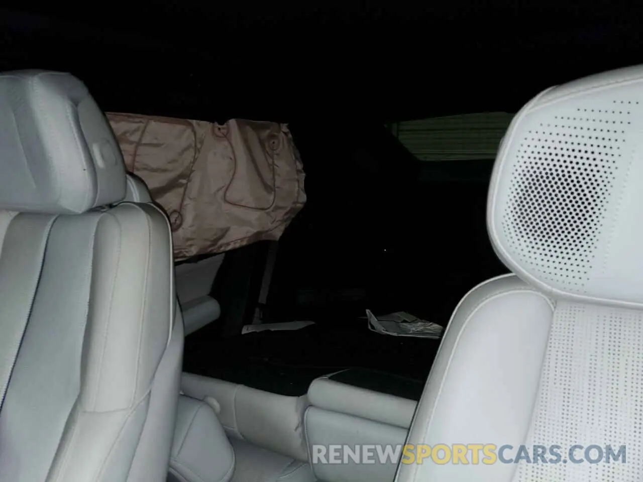10 fotografías del automóvil dañado 1GYKPRRL8RZ107046 CADILLAC LYRIQ LUXU 2024