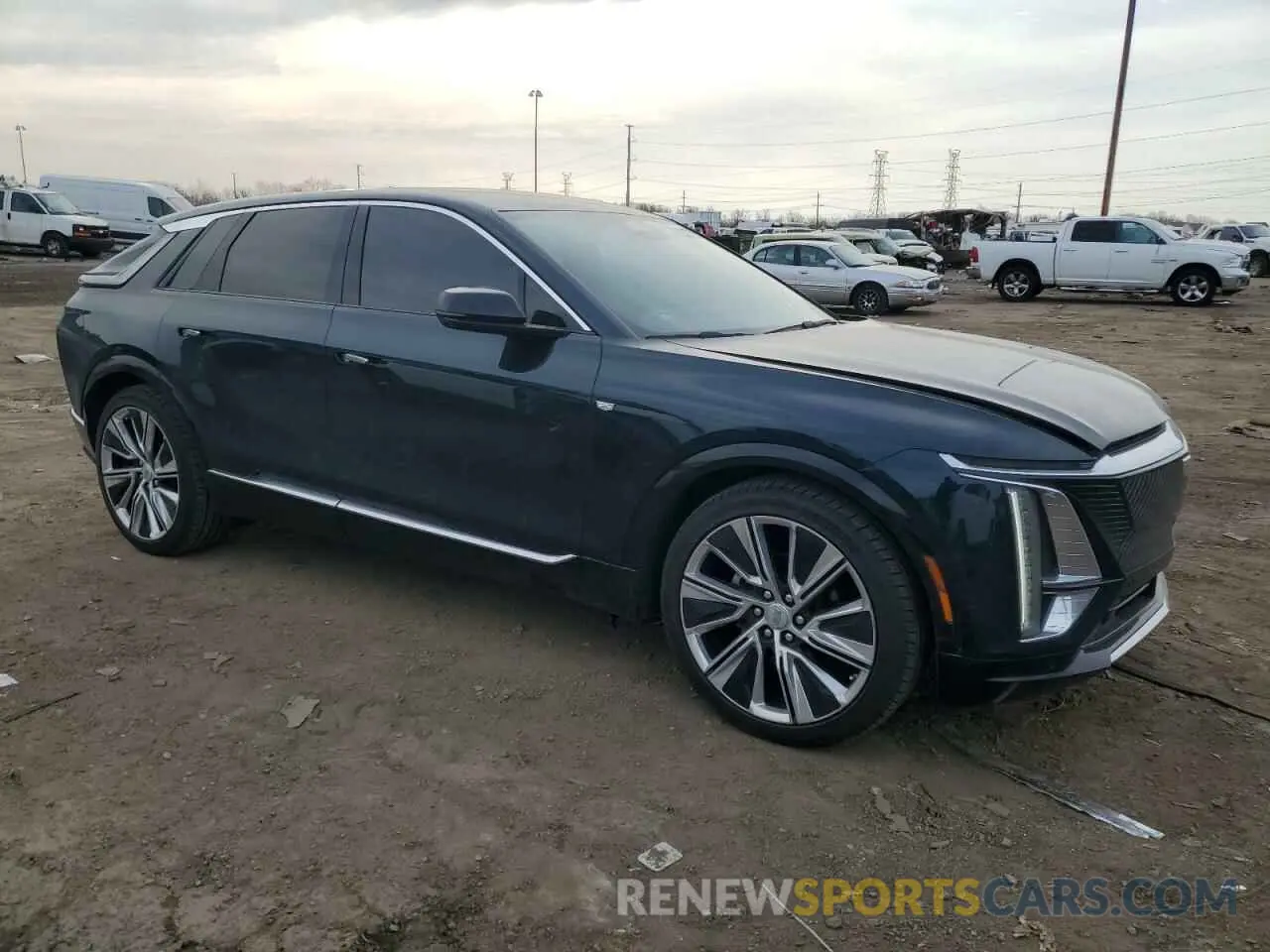4 fotografías del automóvil dañado 1GYKPSRL2RZ111200 CADILLAC LYRIQ LUXU 2024