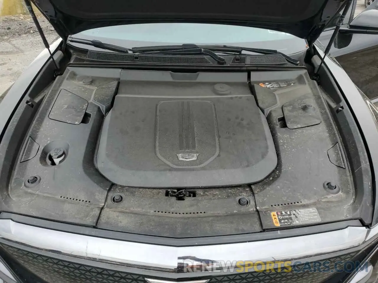 12 fotografías del automóvil dañado 1GYKPWRL8RZ111838 CADILLAC LYRIQ SPOR 2024
