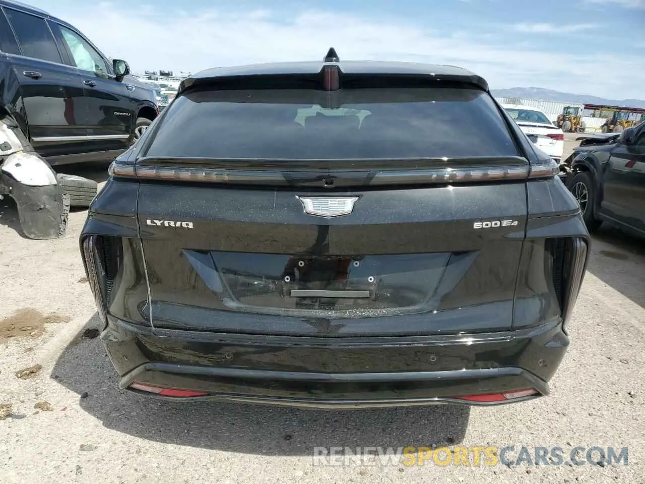 6 fotografías del automóvil dañado 1GYKPWRL2SZ302998 CADILLAC LYRIQ SPOR 2025