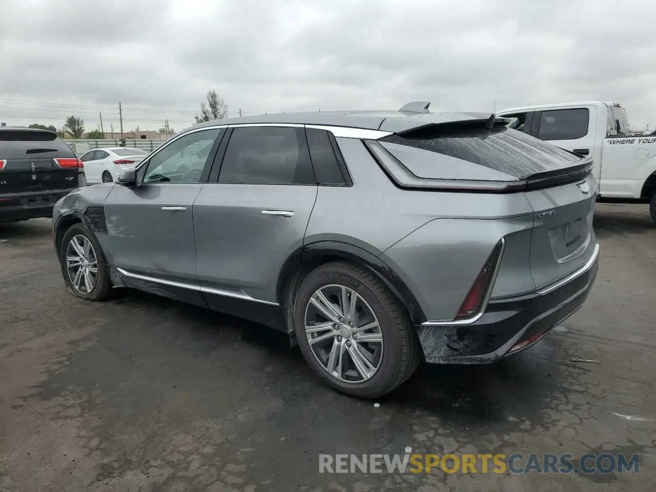 2 fotografías del automóvil dañado 1GYKPMRK6RZ143540 CADILLAC LYRIQ TECH 2024