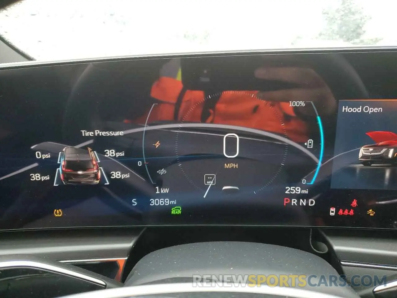 9 fotografías del automóvil dañado 1GYKPMRK6RZ143540 CADILLAC LYRIQ TECH 2024