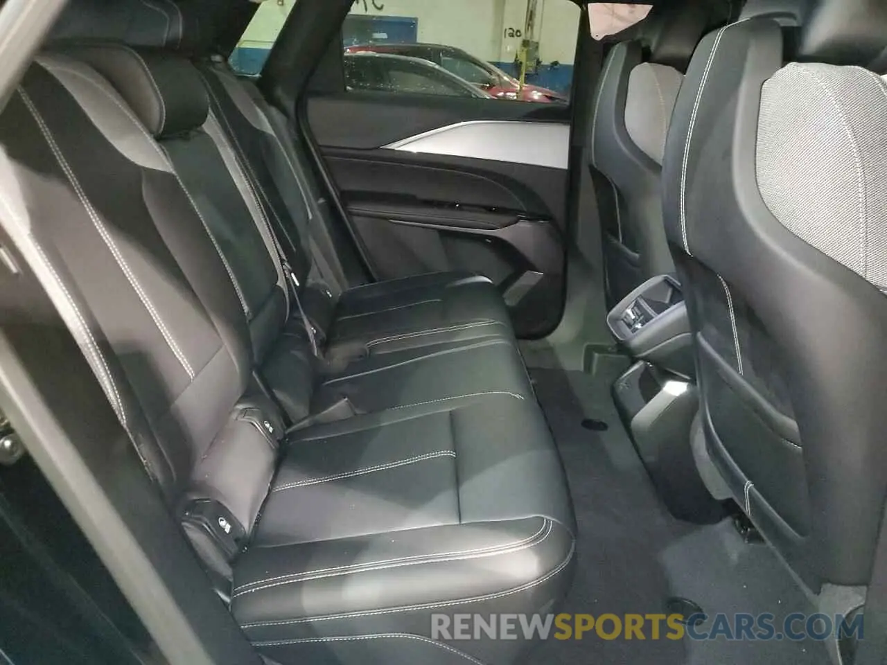 11 fotografías del automóvil dañado 1GYKPMRL1RZ143146 CADILLAC LYRIQ TECH 2024