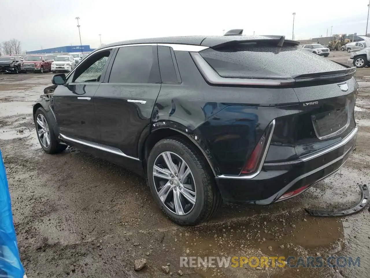 2 fotografías del automóvil dañado 1GYKPMRL2RZ102038 CADILLAC LYRIQ TECH 2024