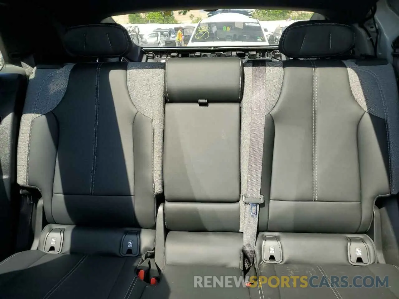 10 fotografías del automóvil dañado 1GYKPMRLXRZ138186 CADILLAC LYRIQ TECH 2024