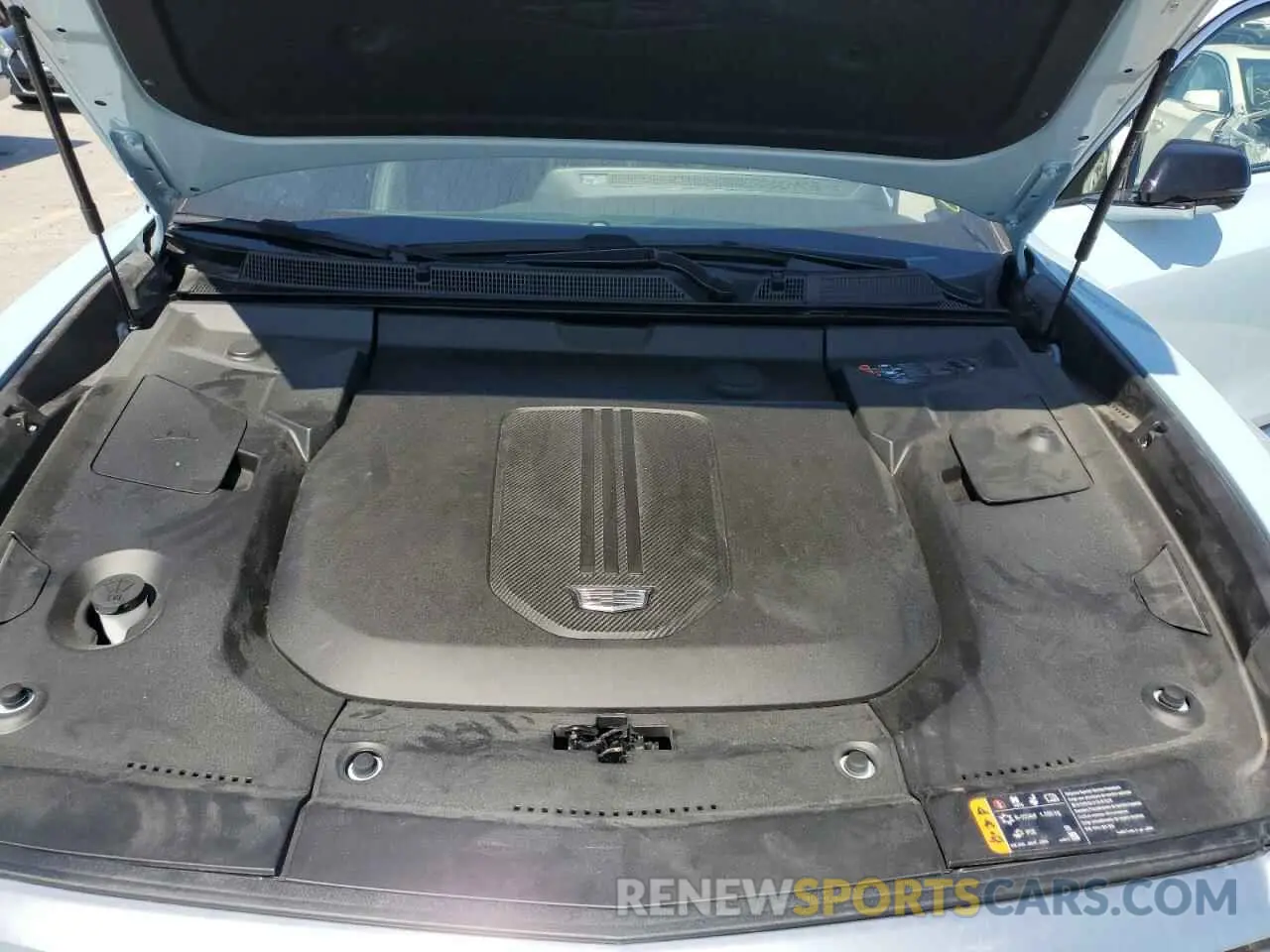 12 fotografías del automóvil dañado 1GYKPMRLXRZ138186 CADILLAC LYRIQ TECH 2024