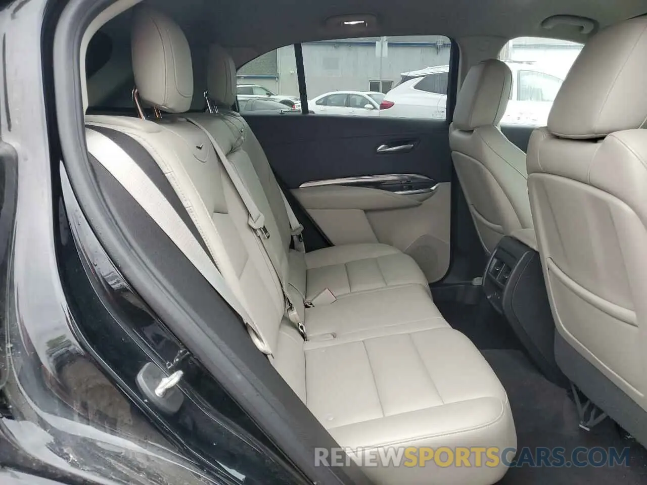 11 fotografías del automóvil dañado 1GYAZAR43KF115563 CADILLAC XT4 2019