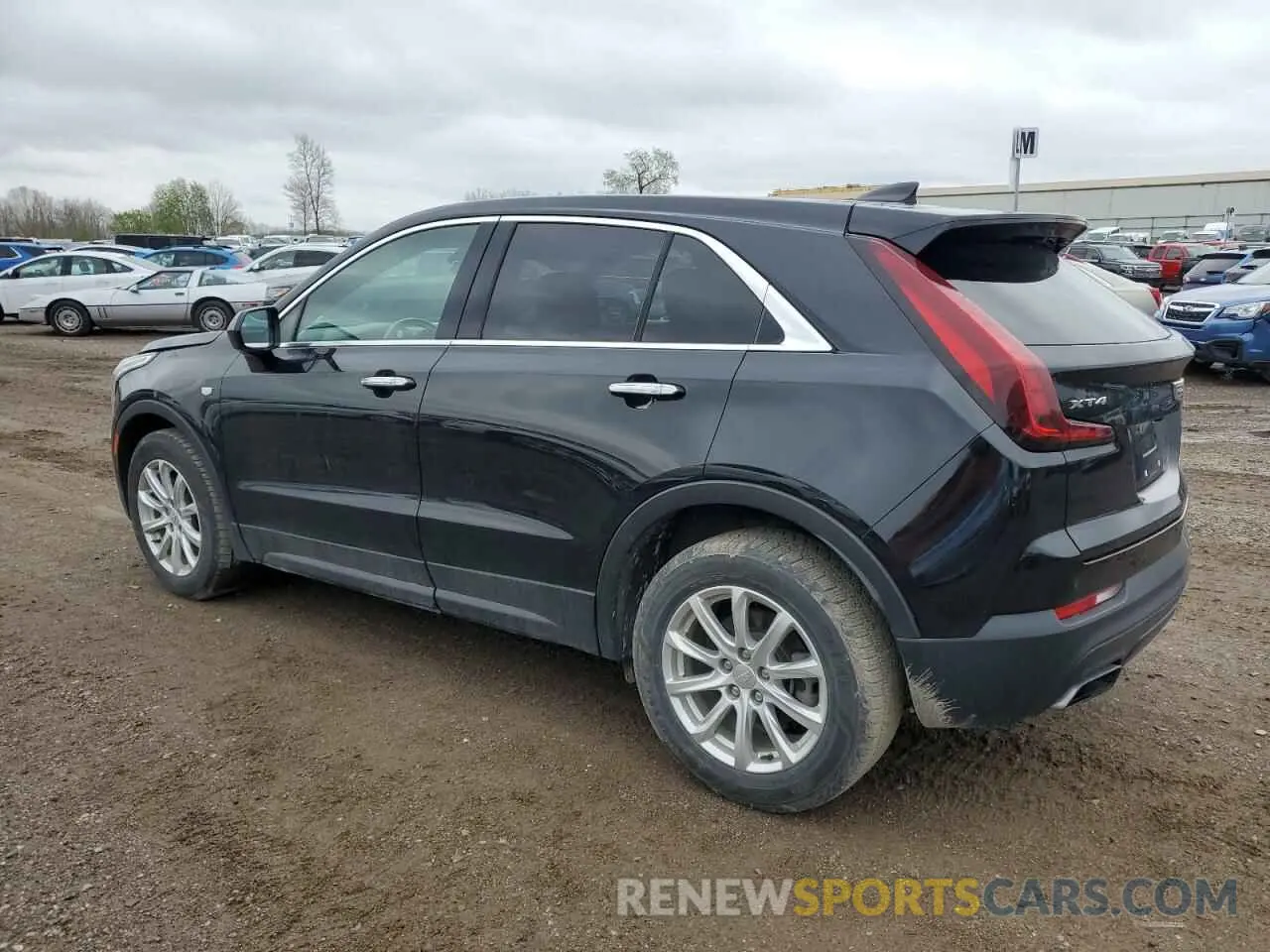 2 fotografías del automóvil dañado 1GYAZAR43KF115563 CADILLAC XT4 2019