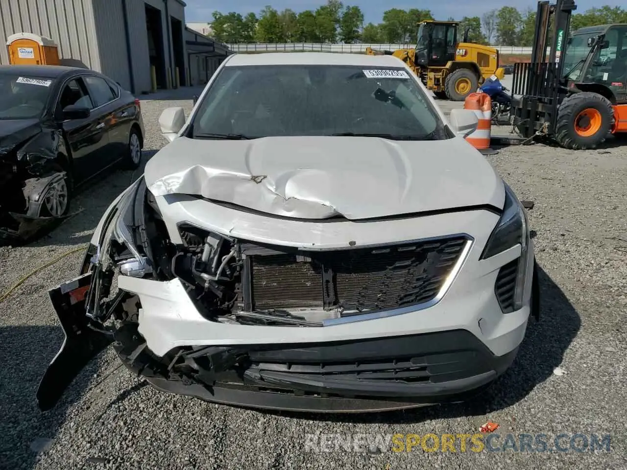 5 fotografías del automóvil dañado 1GYAZAR44KF143890 CADILLAC XT4 2019