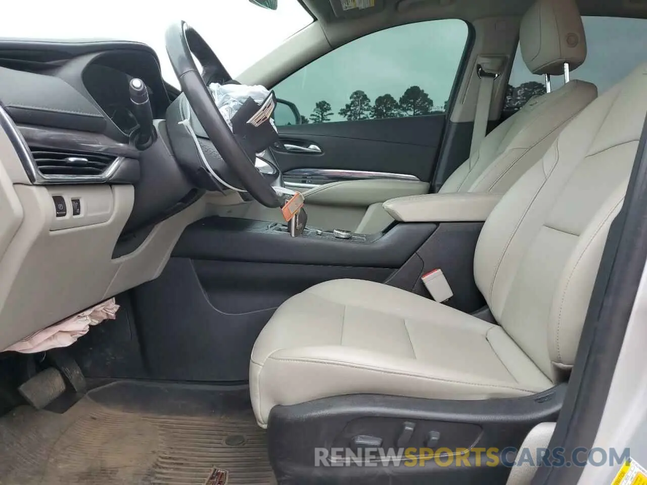 7 fotografías del automóvil dañado 1GYAZAR48KF204979 CADILLAC XT4 2019