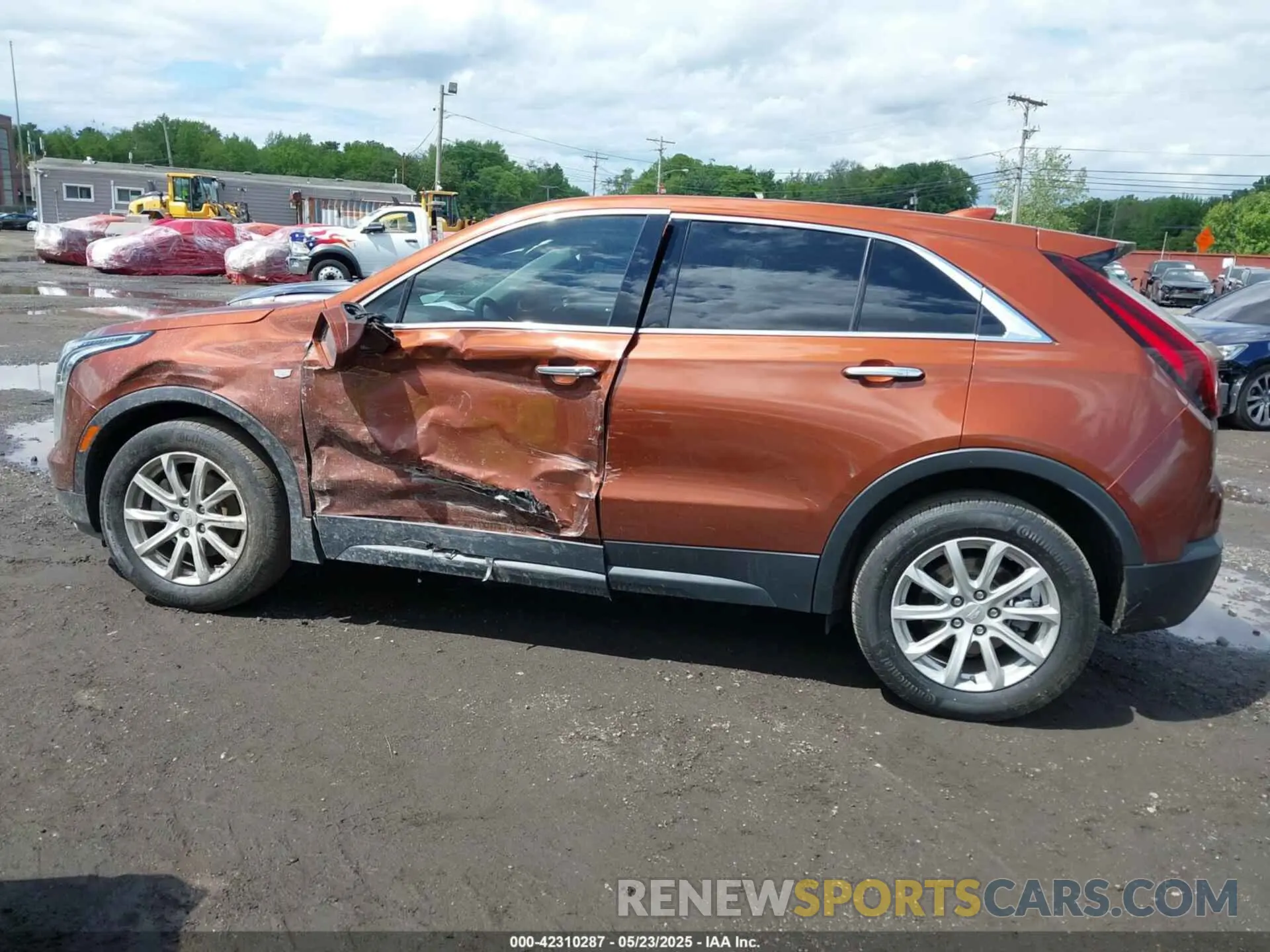 14 fotografías del automóvil dañado 1GYFZBR40KF209301 CADILLAC XT4 2019