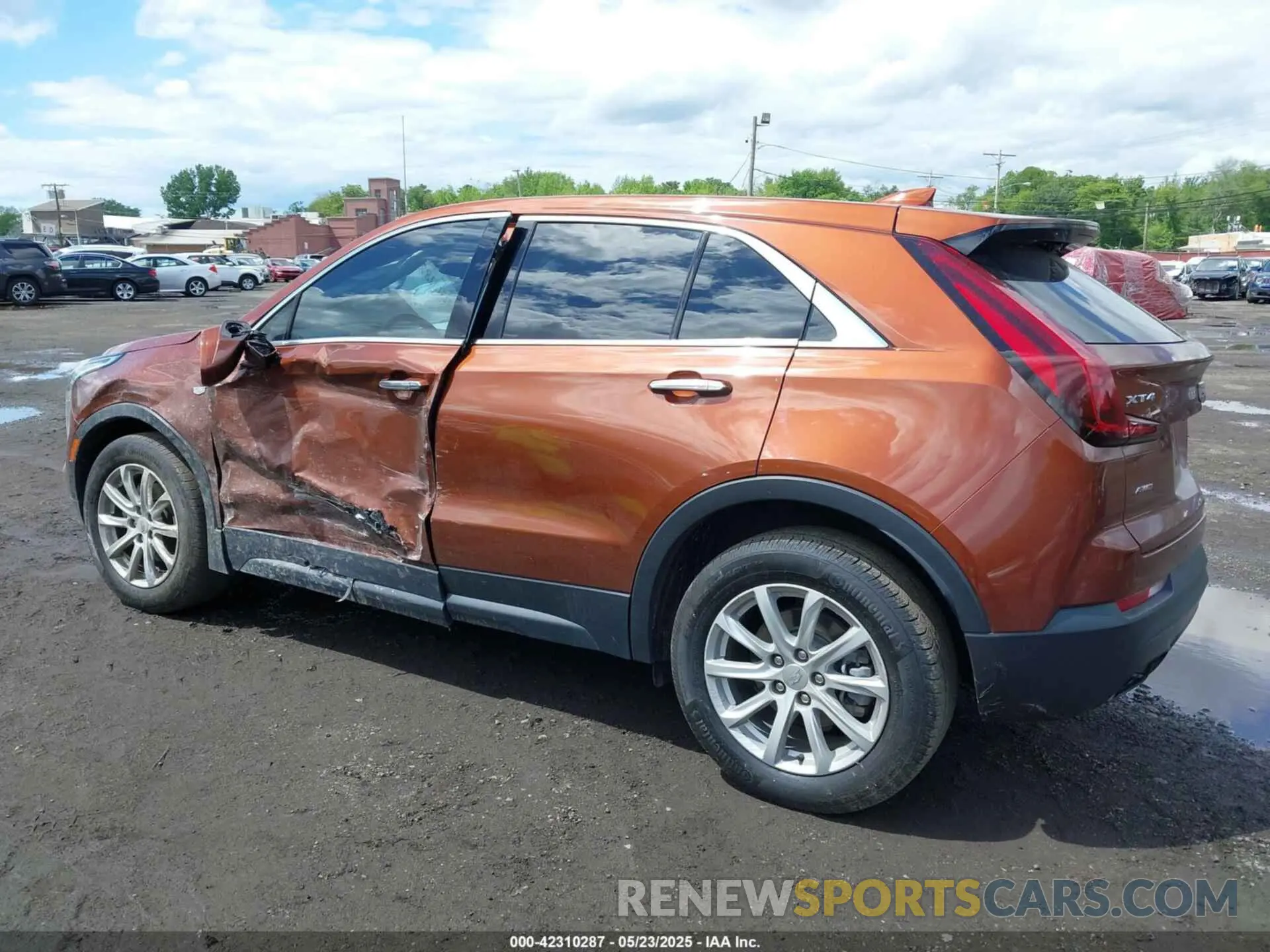 17 fotografías del automóvil dañado 1GYFZBR40KF209301 CADILLAC XT4 2019