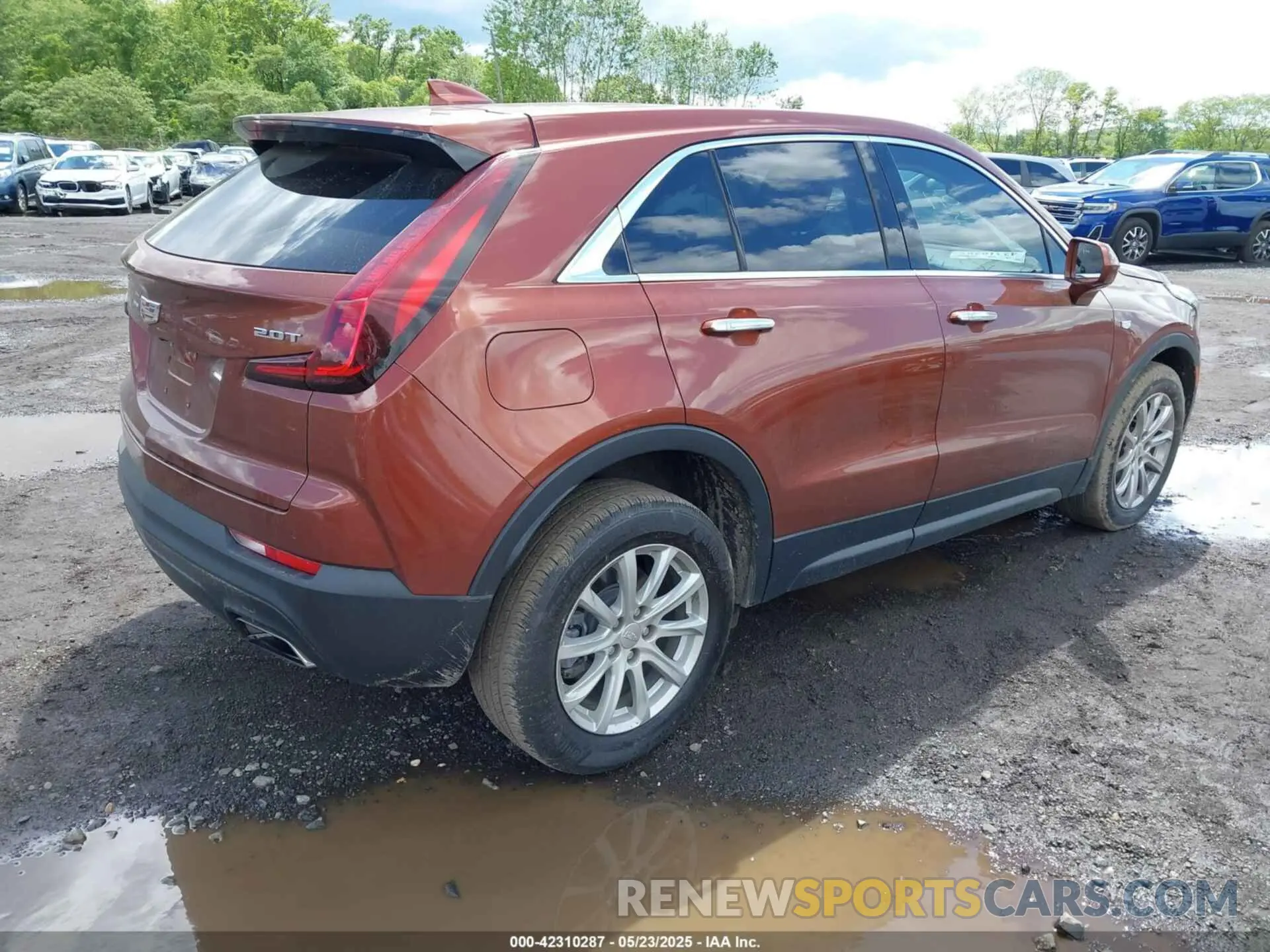 4 fotografías del automóvil dañado 1GYFZBR40KF209301 CADILLAC XT4 2019